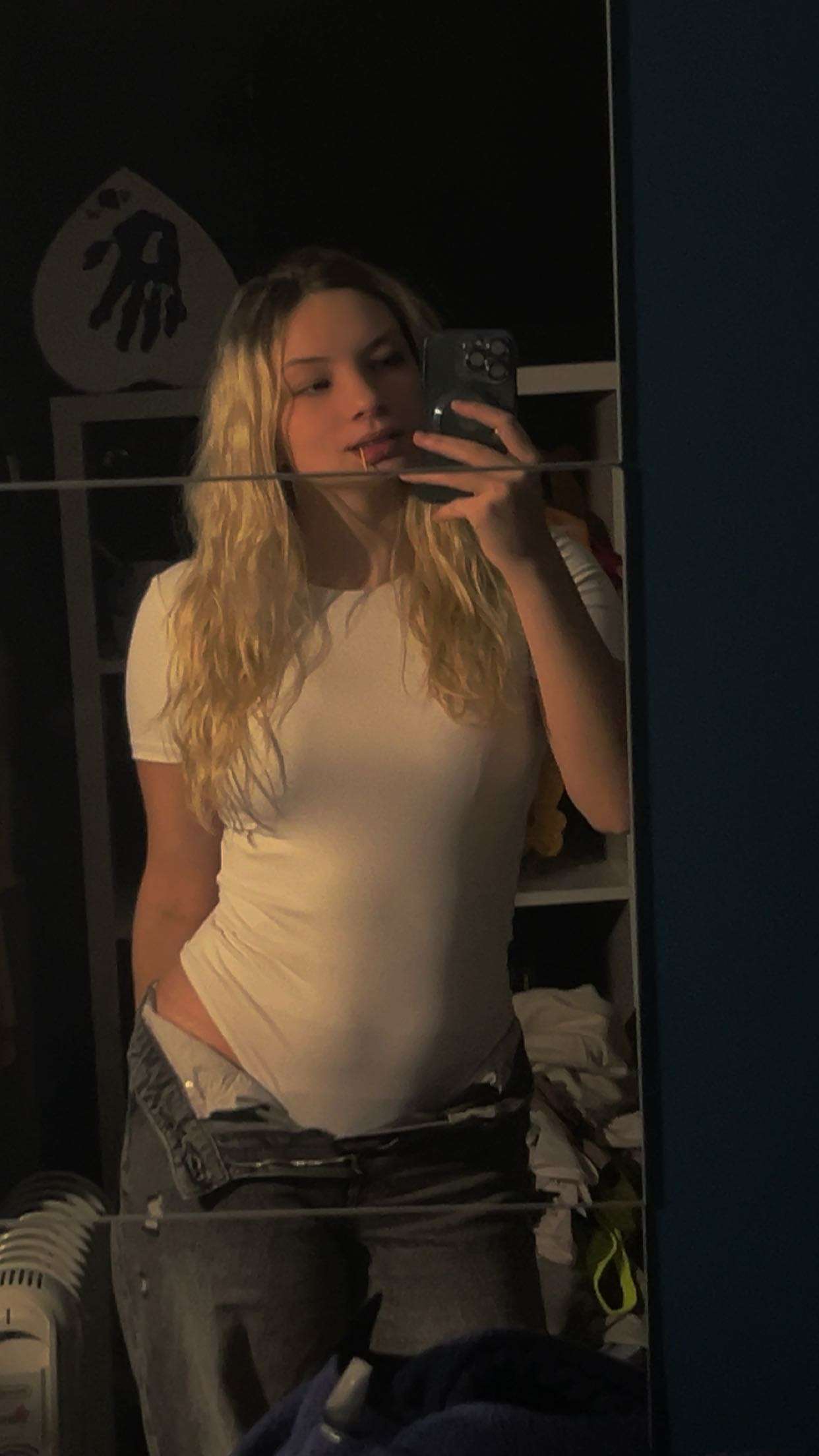 aly21