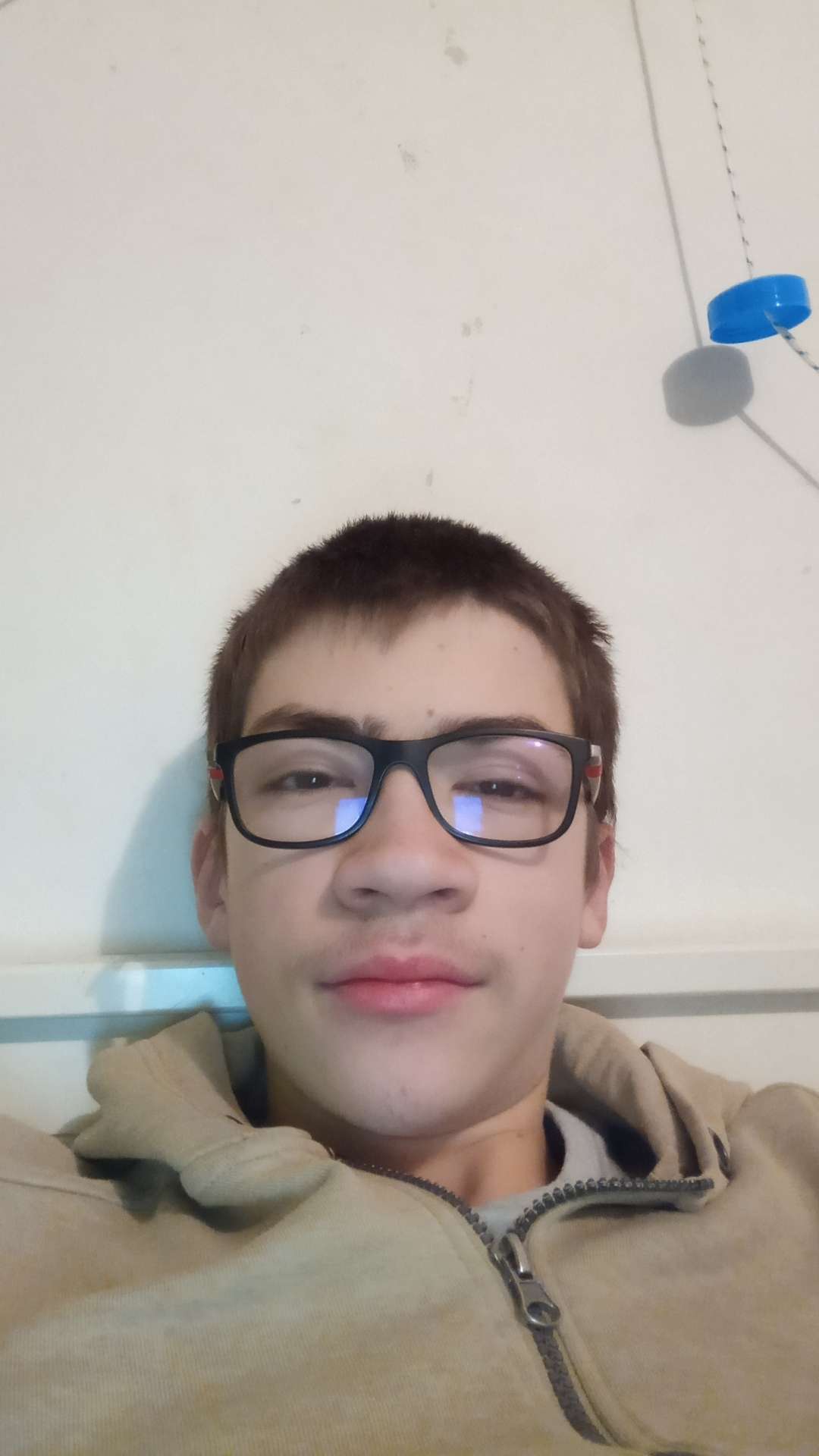 Th&eacute;o 