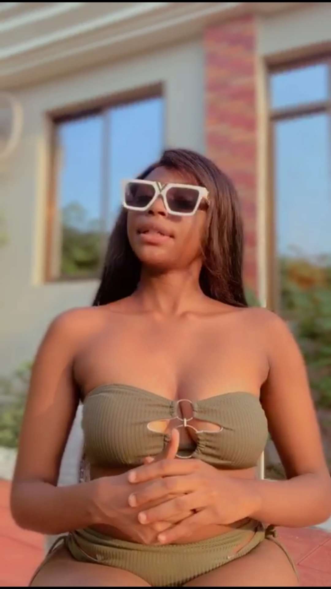 Nadine 