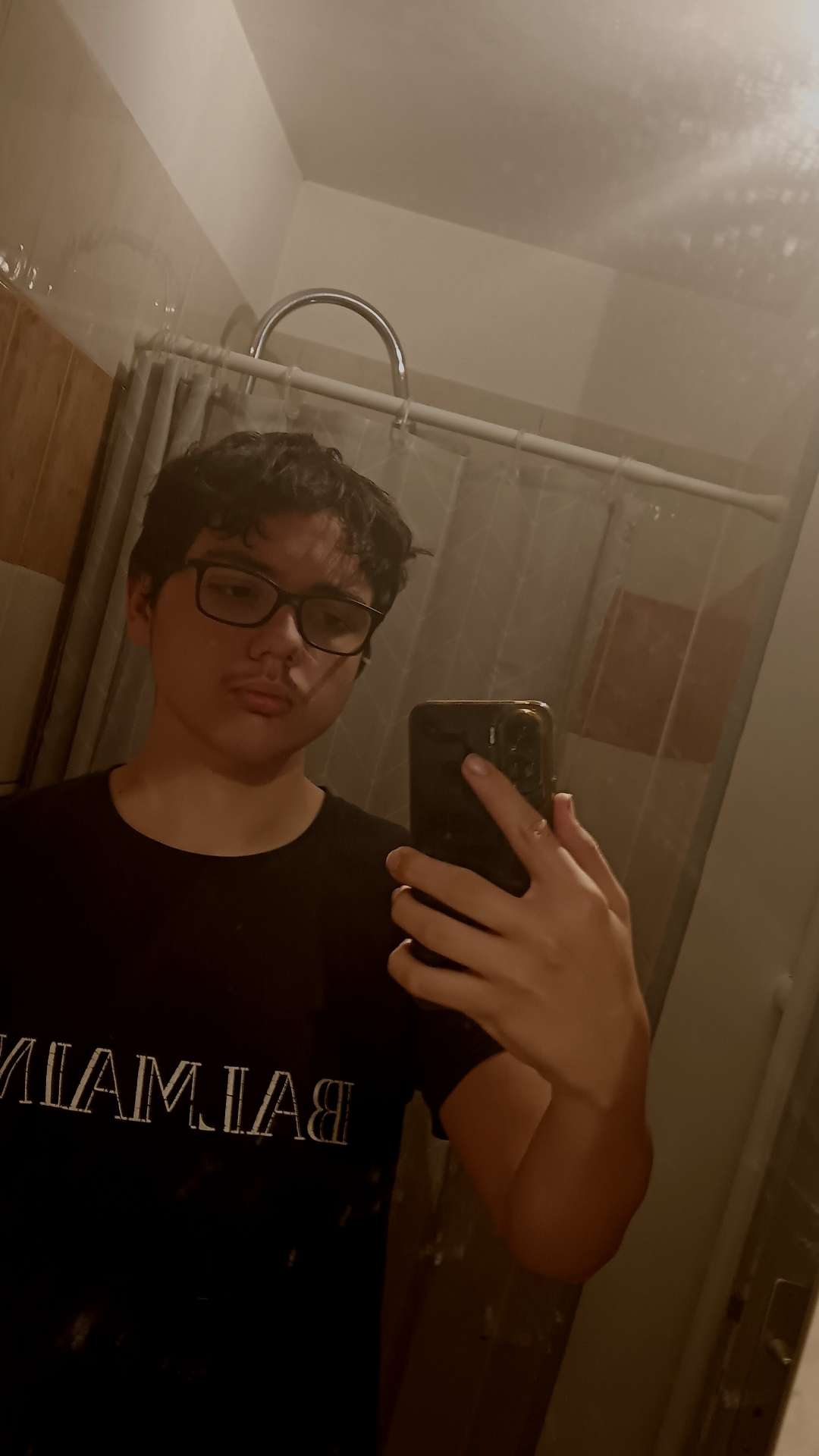 Th&eacute;o
