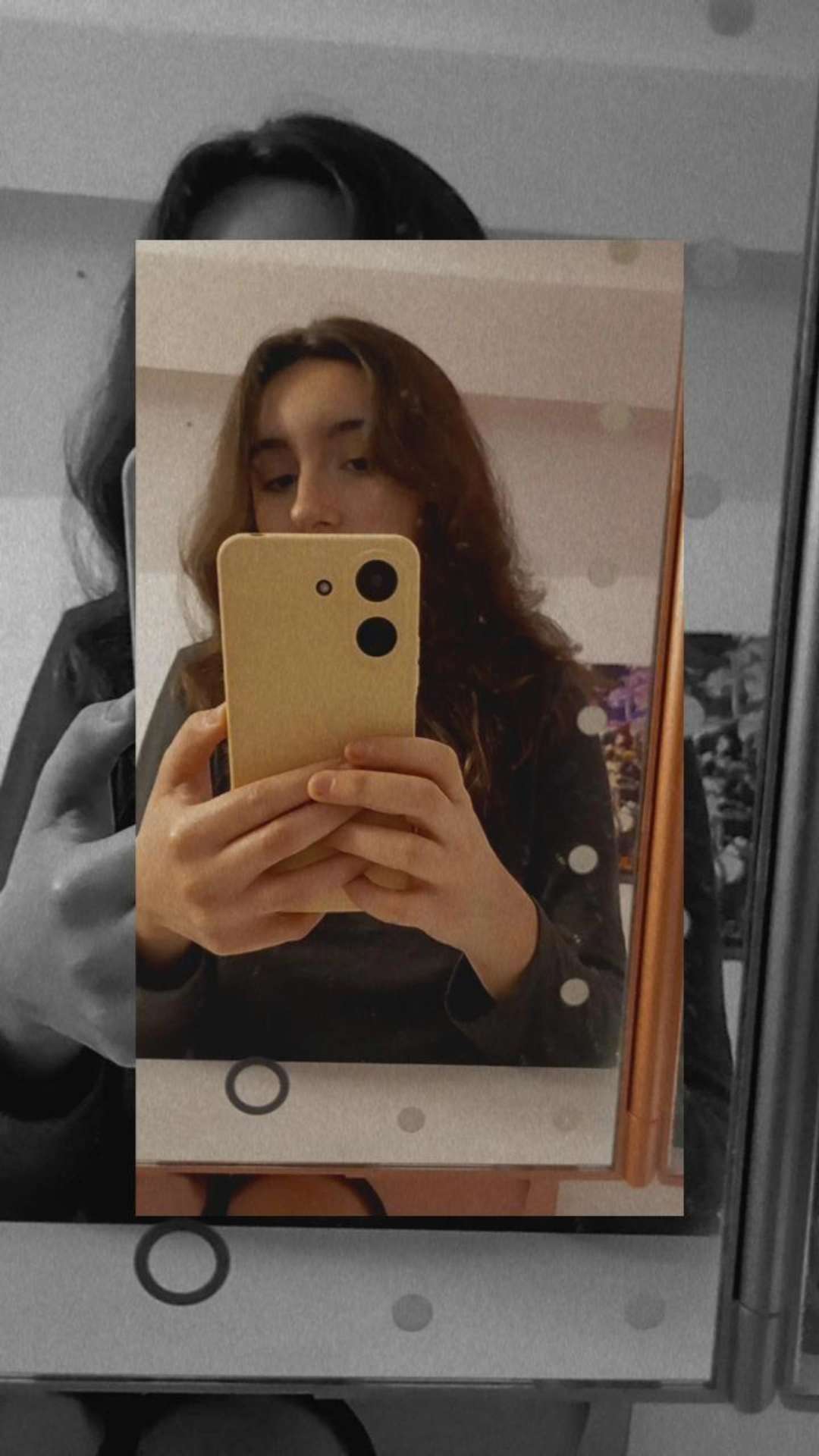 Elyne 
