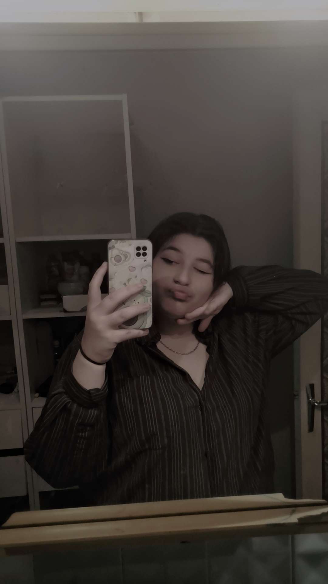 _4mbre_79