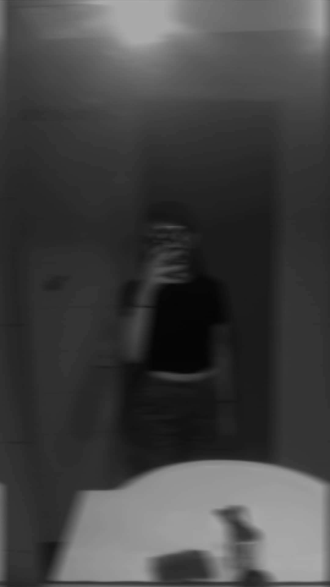 Vi