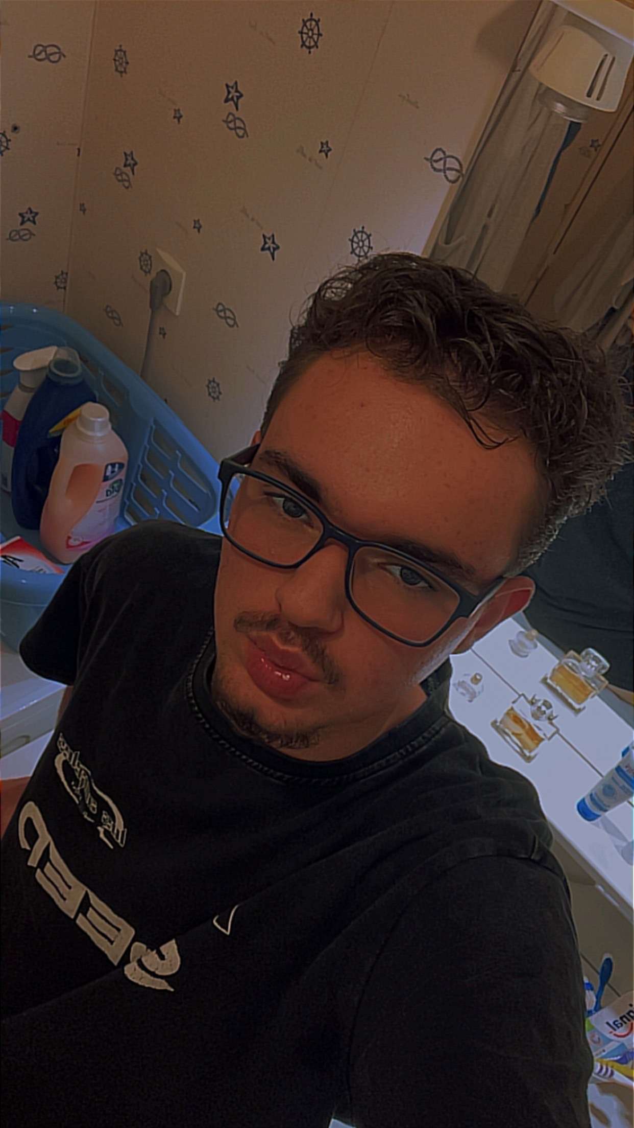Lucas_lrg35