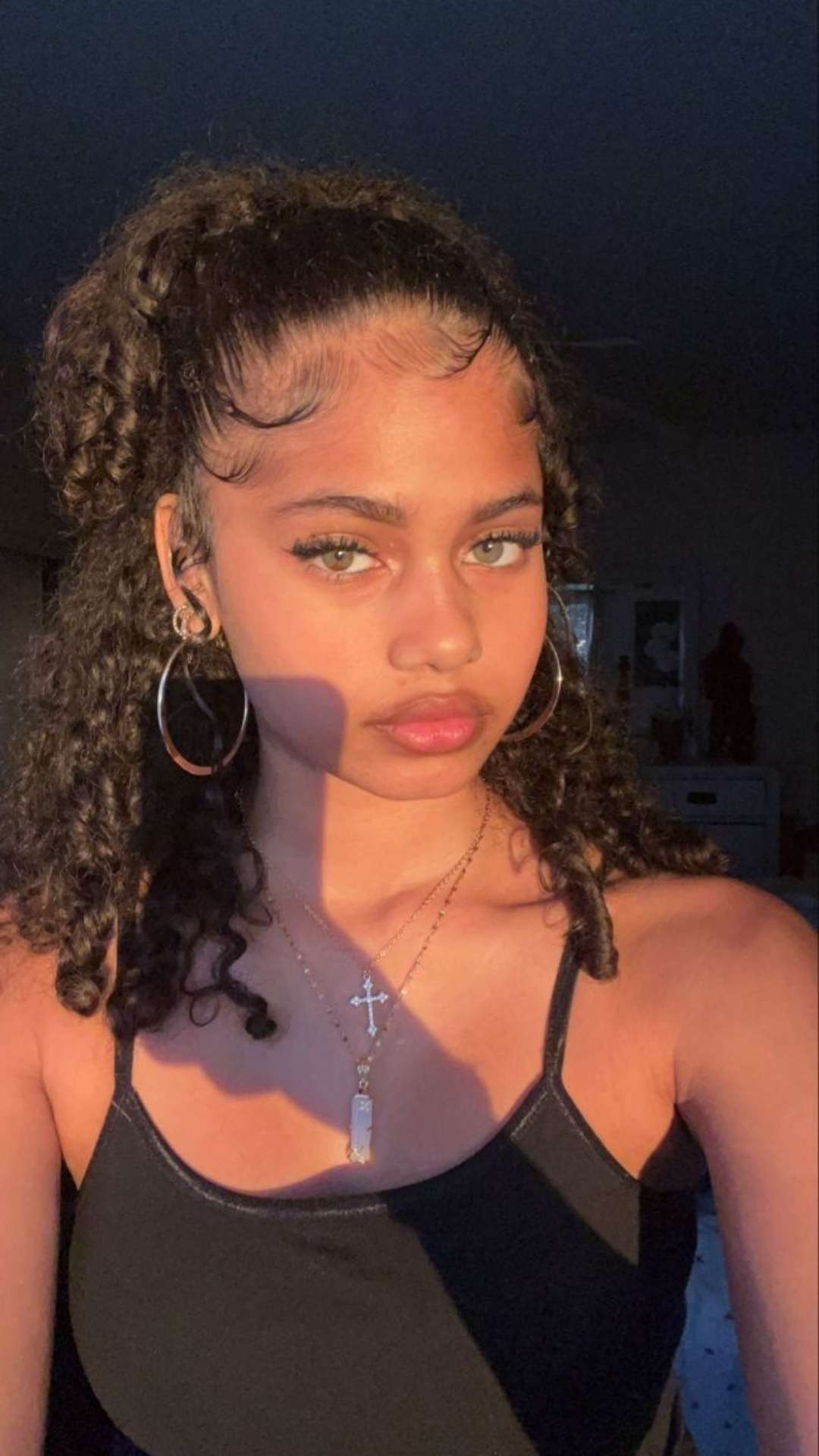 Amelia diamond