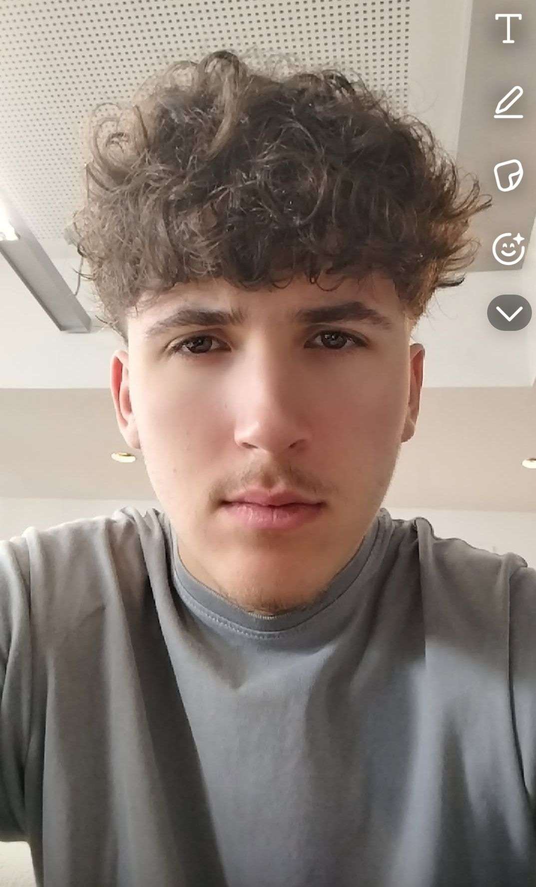 charles_94
