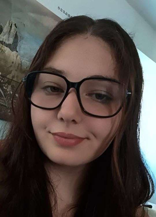 zoeaxelle09