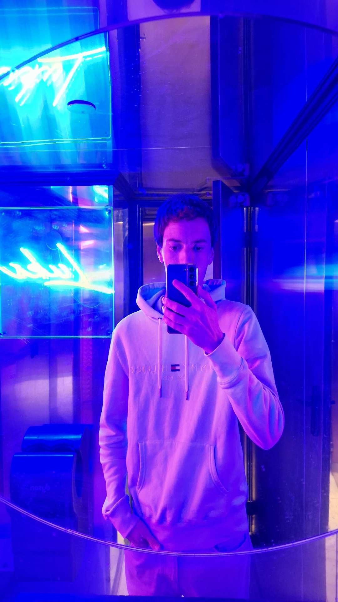 Dylan.L