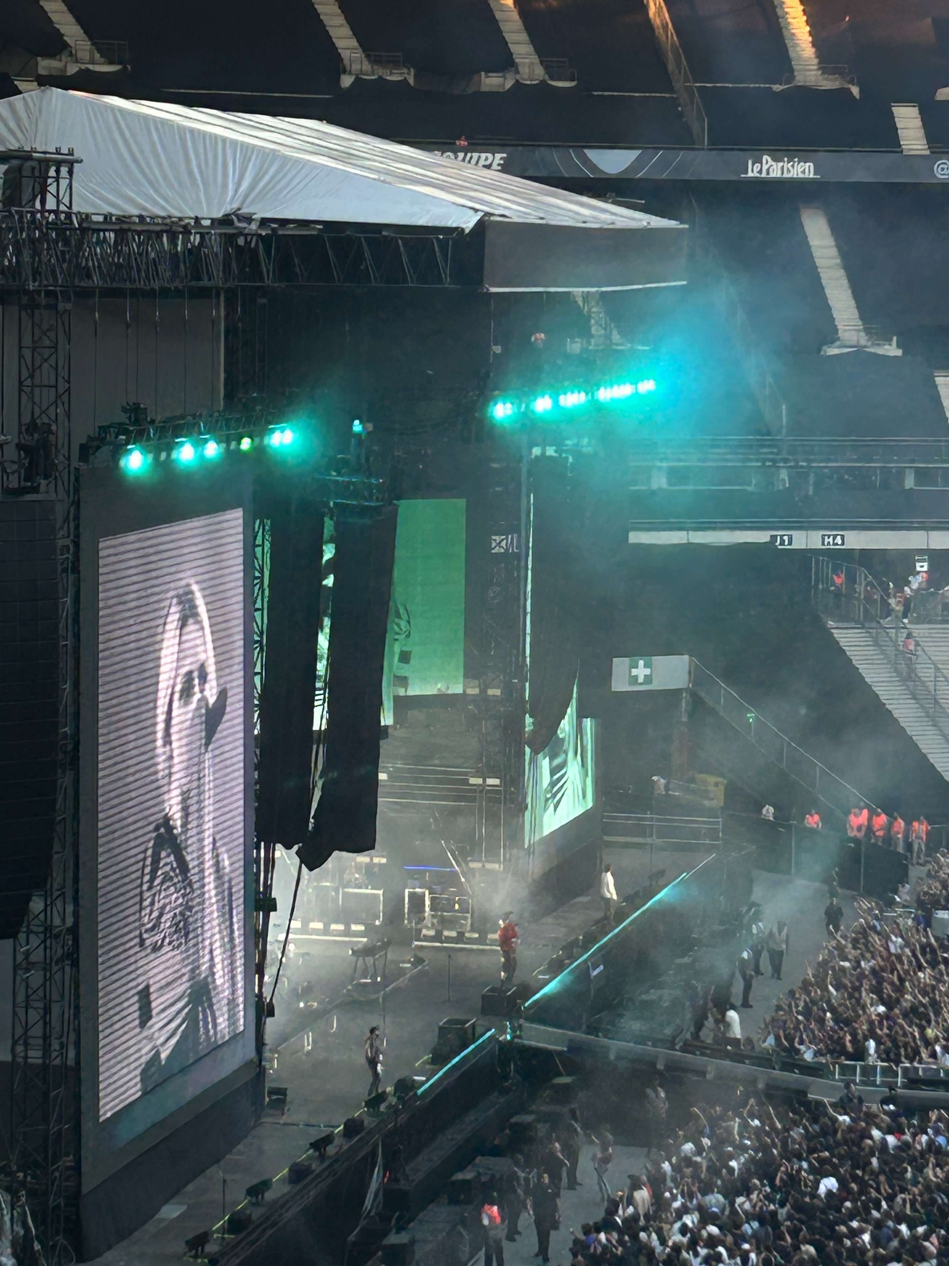 Sous ce post je vais poster quelques photos et vid&eacute;os que j&rsquo;ai prises du concert de Linkin Park au Stade de France hier soir 🤩🤘🏼