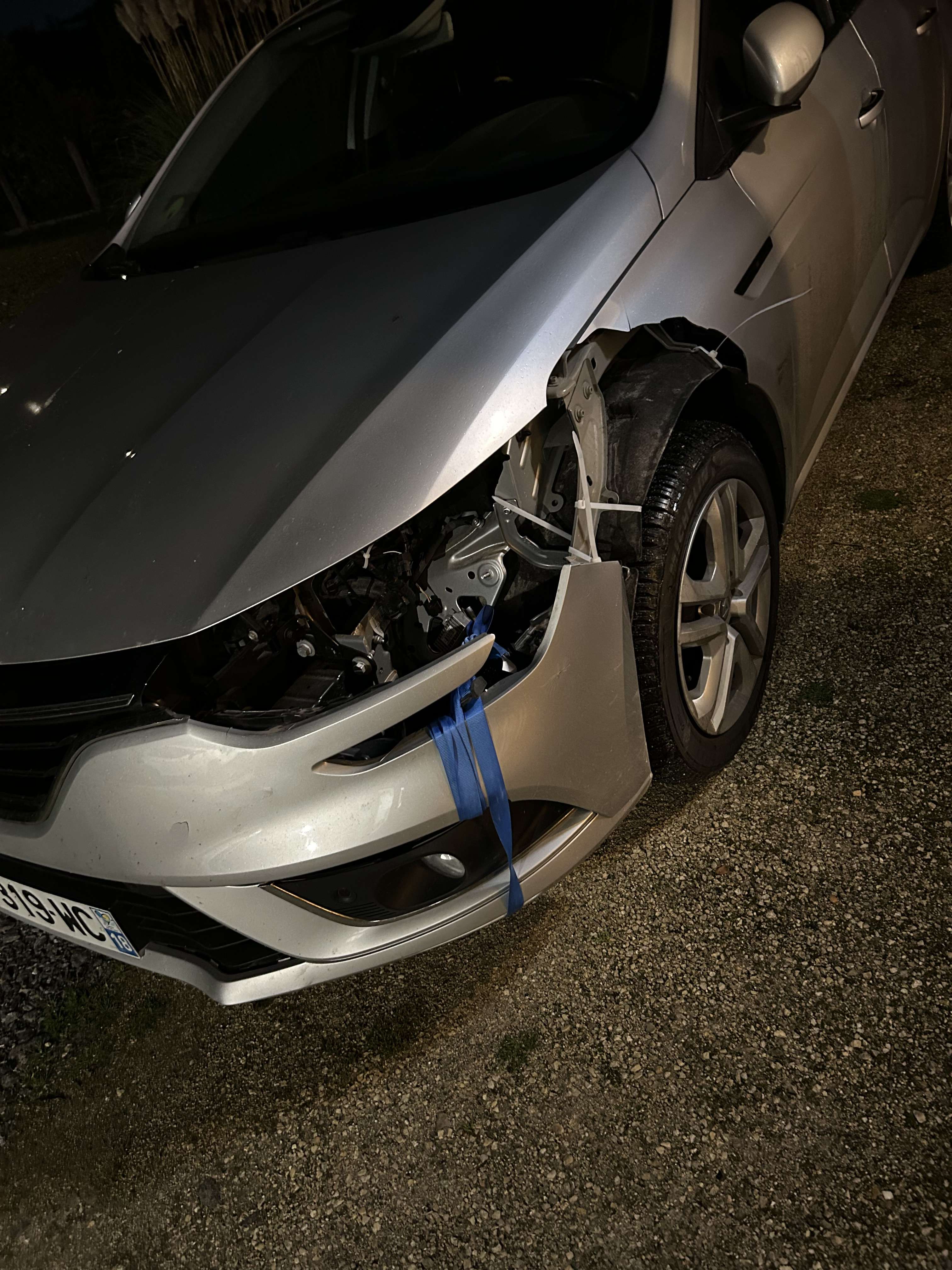 Photo 2 - Demain ma voiture passe à l’expertise, 1 semaine et 1 jour après mon accident de la route 🥲😖