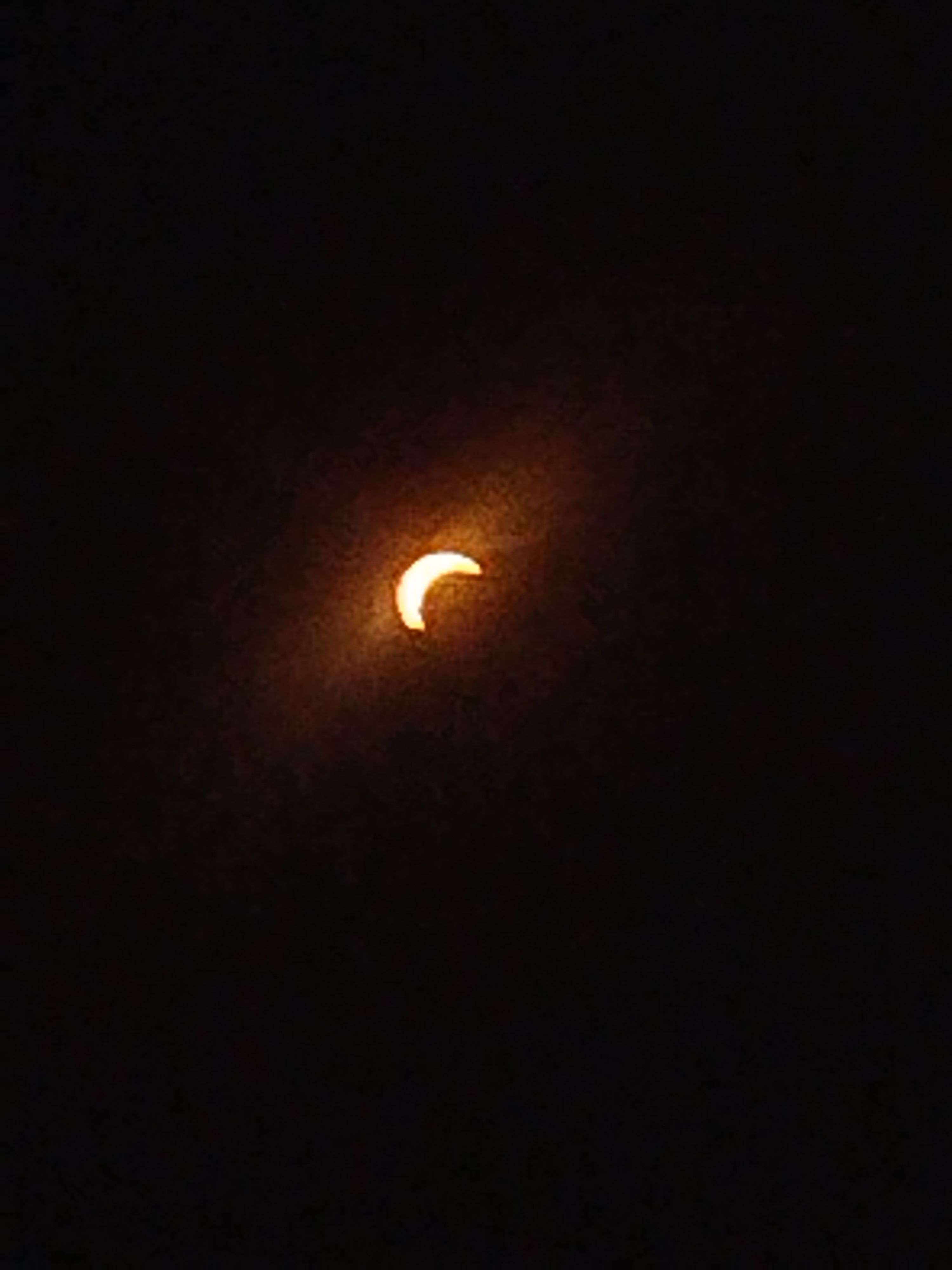 Photo 2 - Quelques photos pendant l'éclipse vous préférez laquelle ?