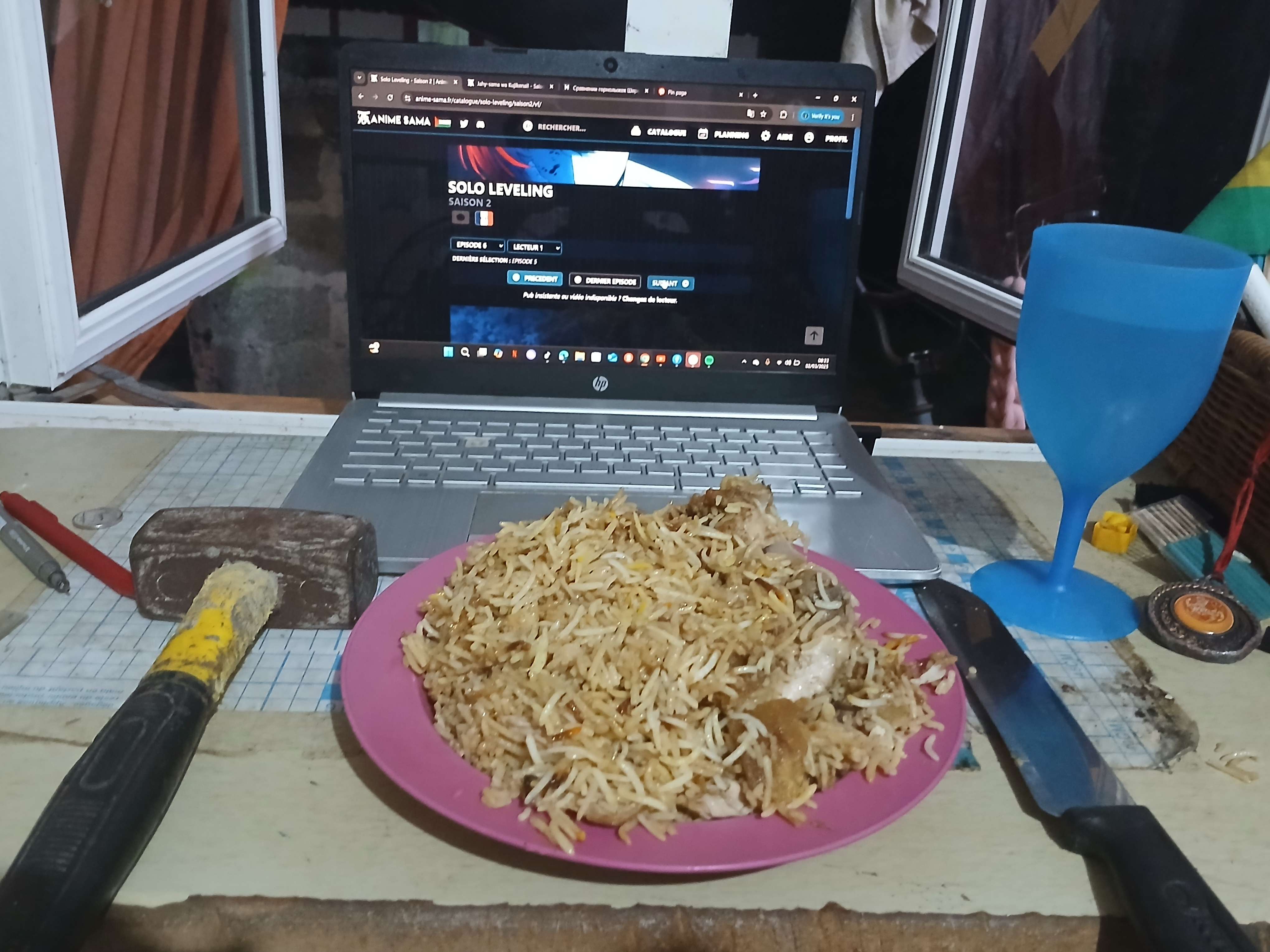 Bonsoir a tous 🙋🏿bon app&eacute;tit &agrave; tous moi perso je regarde  SOLO leveling saison 2 vf🇫🇷 et je mange du riz avec du  poulet😏🥱😋😋😋😋