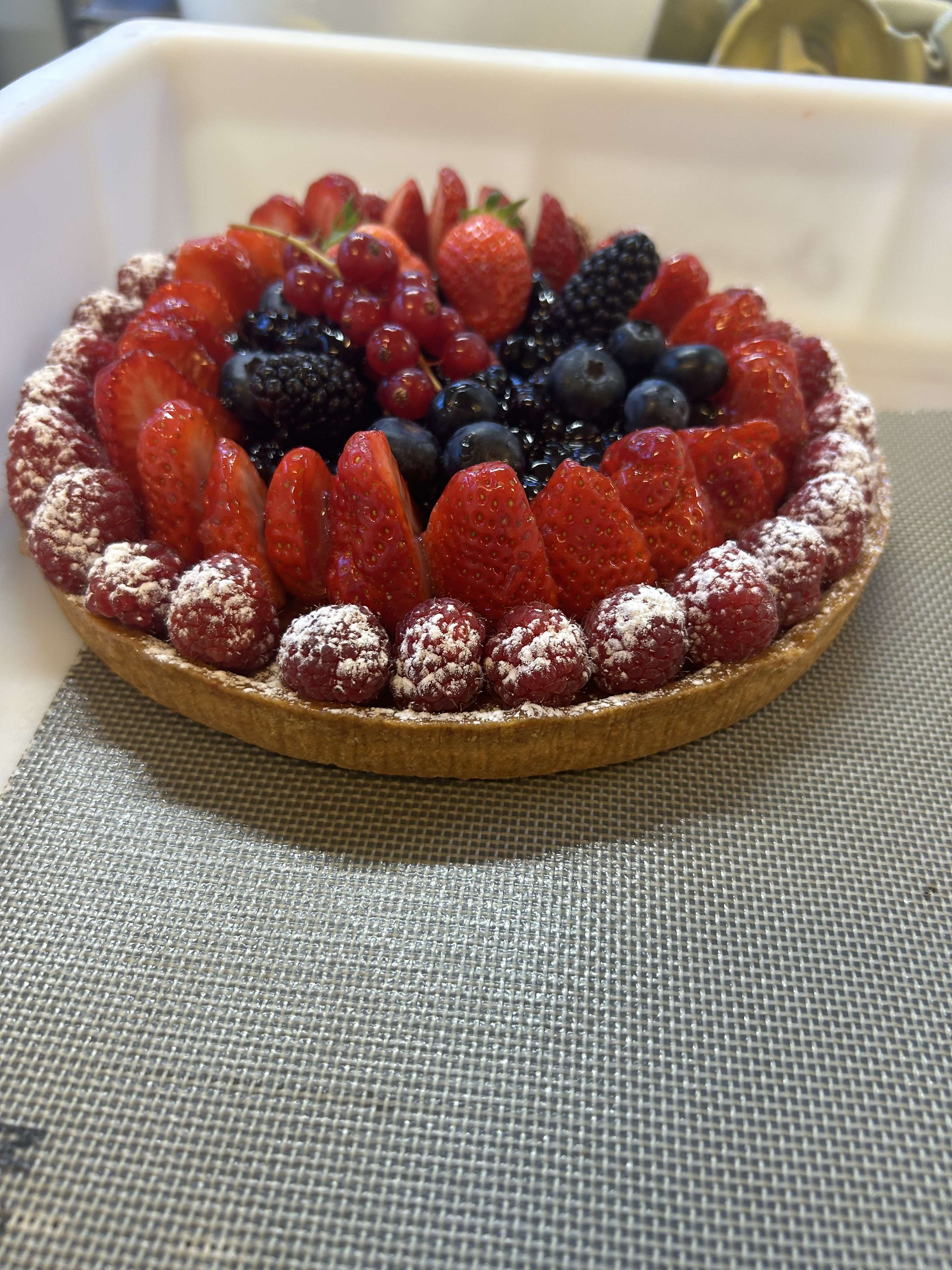 Tarte fruits rouges ou pain chocolat ?