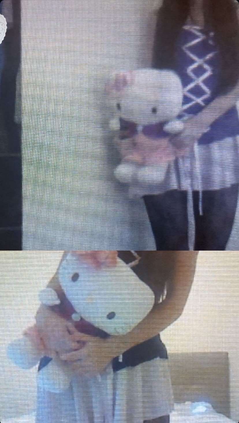 ont vas s&ucirc;rement me prendre pour une folle mais je pr&eacute;f&egrave;re les photos avec une faible/mauvaise qualit&eacute; que les photos avec une qualit&eacute; incroyable, toute parfaite ect.. Je trouve que ca d&eacute;gage plus de choses puis ca me fais un peu penser aux photos dans les ann&eacute;es 2000 mddrr