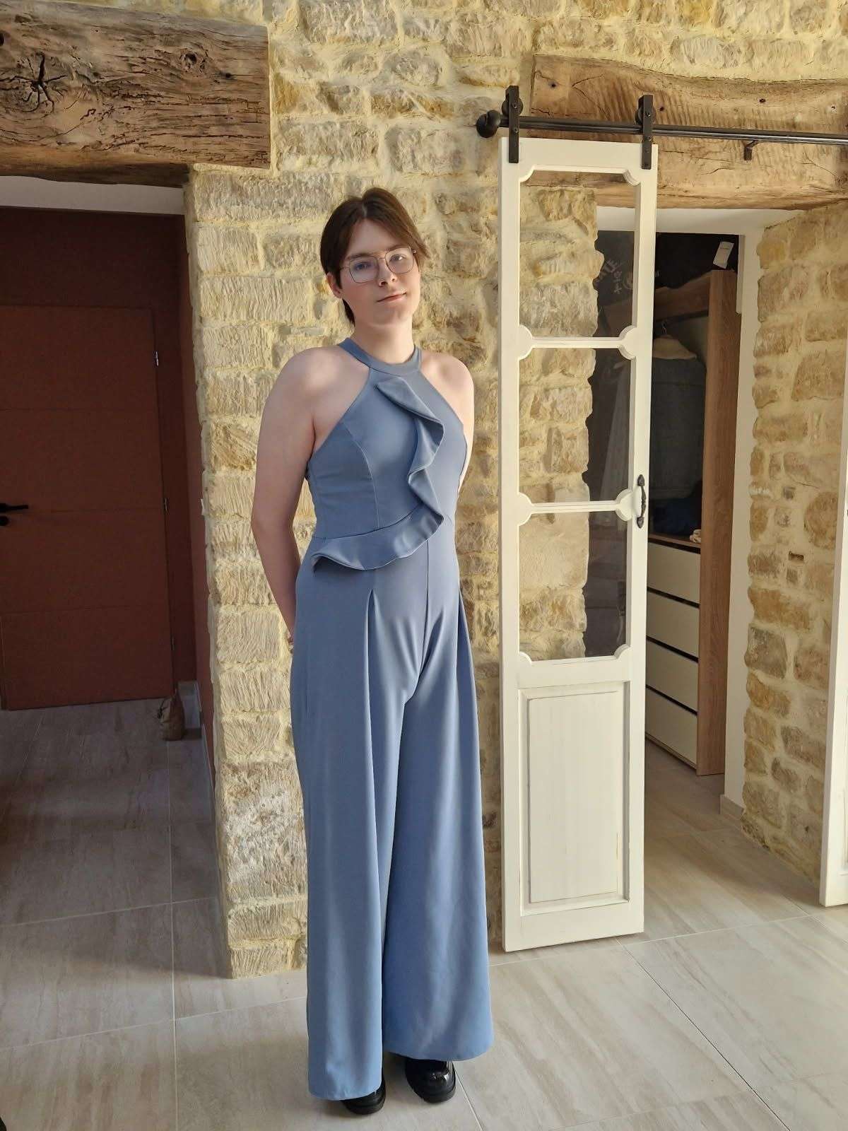 Tenue pour la c&eacute;r&eacute;monie de visionnage avec remise de prix des films de ma sp&eacute; et option cin&eacute;ma de mon lyc&eacute;e 🏳️&zwj;🌈✨💅