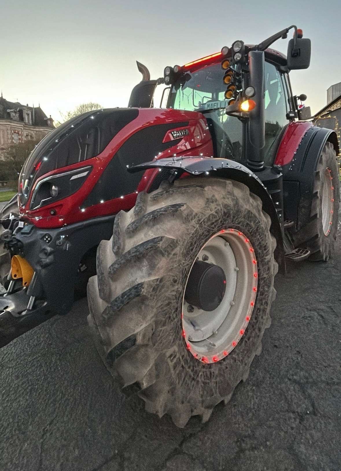 Photo 2 - New Holland ou Valtra ?