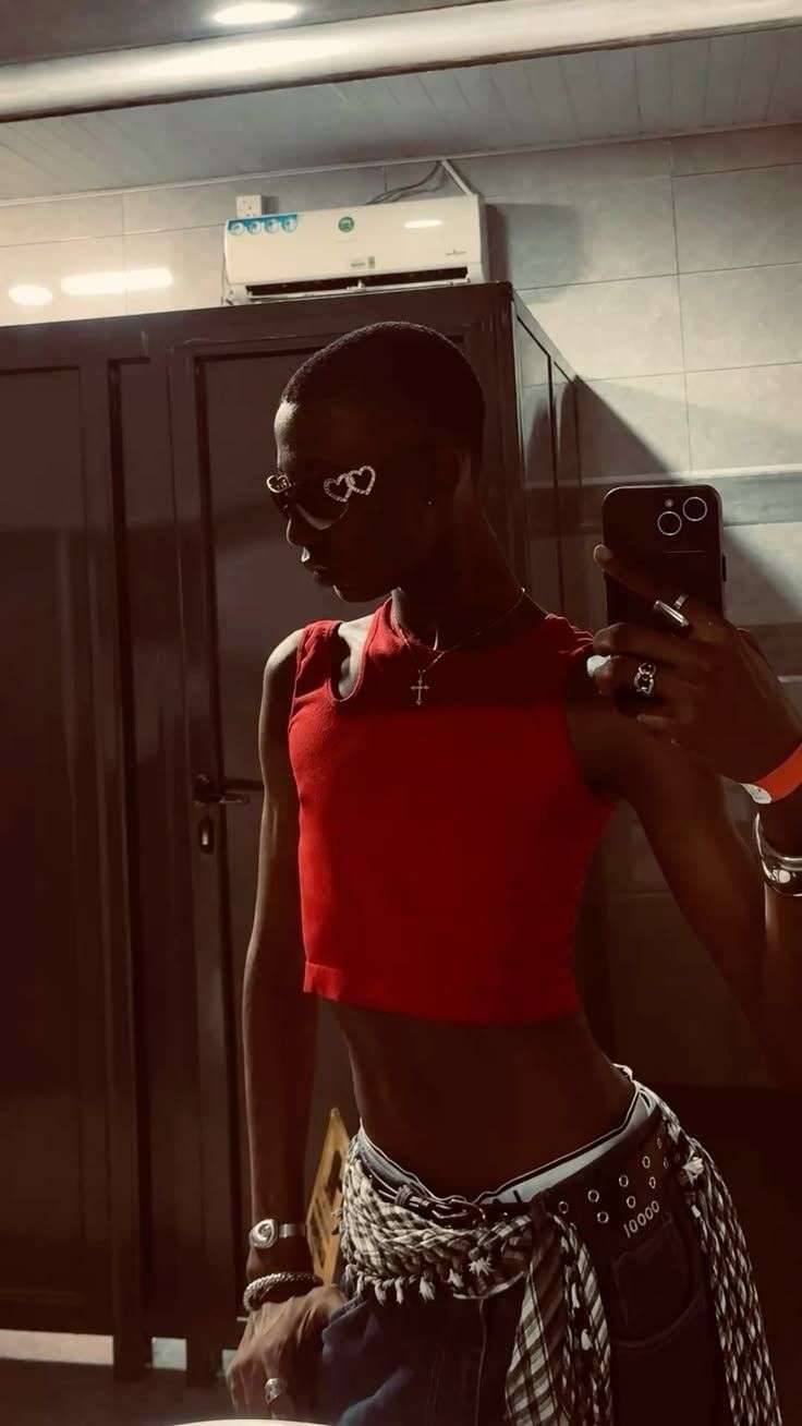 Photo 1 - Je suis gay et toi tu peu me dire en privé
