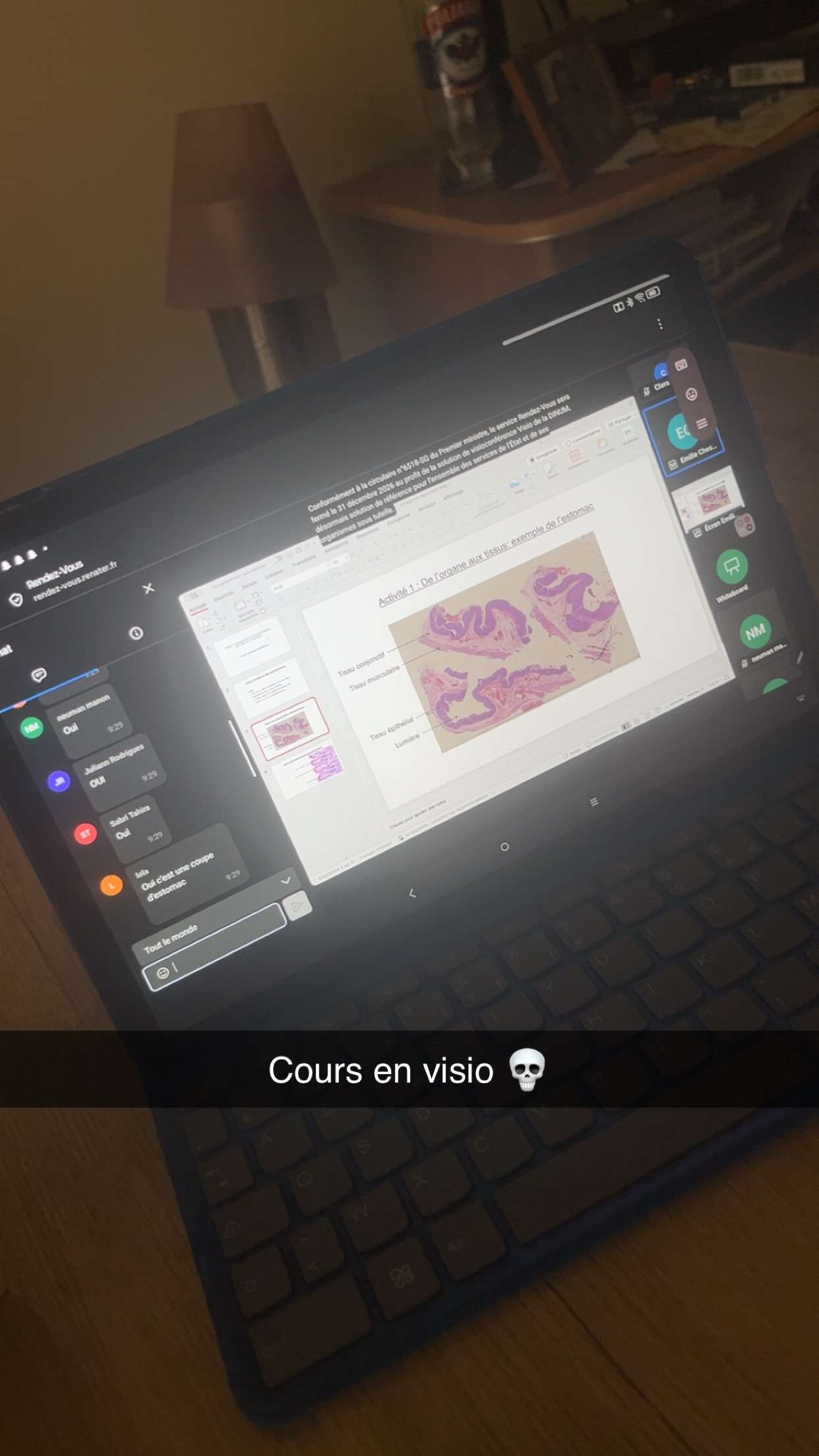 Photo 2 - Cours à distanciel ,cv mercredi je retourne en cours