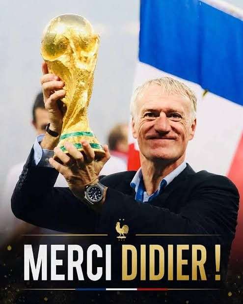 Photo 3 - Vous préférez quel sélectionneur de l'équipe de France

1) Michel Platini
2) Aimé Jacquet
3) Didier Deschamps
4) Zinedine Zidane

Si autres en commentaires