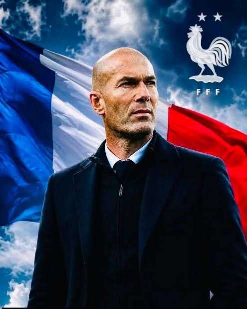 Photo 4 - Vous préférez quel sélectionneur de l'équipe de France

1) Michel Platini
2) Aimé Jacquet
3) Didier Deschamps
4) Zinedine Zidane

Si autres en commentaires