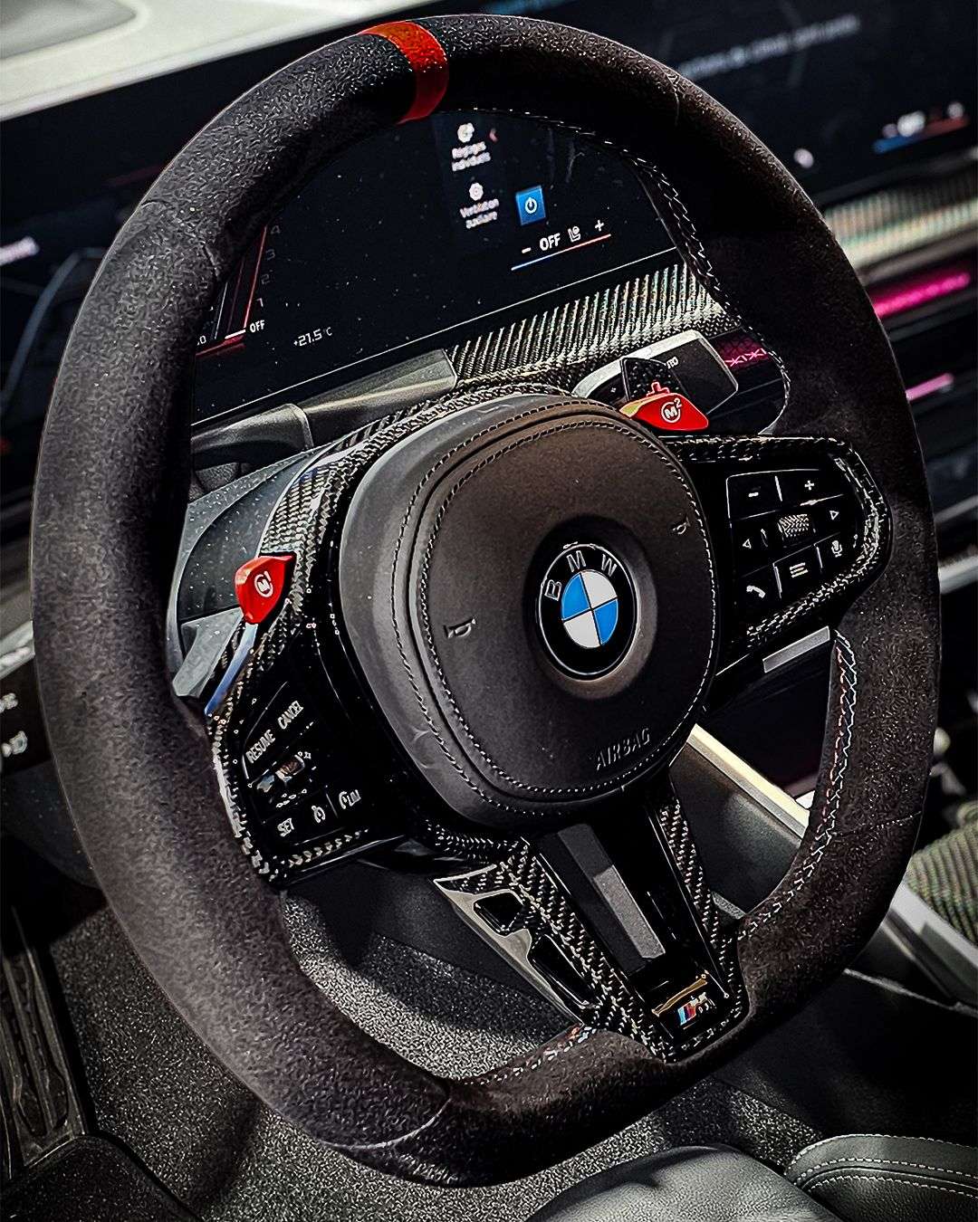 Photo 3 - je renta mes photos ici vu que sur insta tlmd s'en fou, vous aimez bien ne dernier travail ?