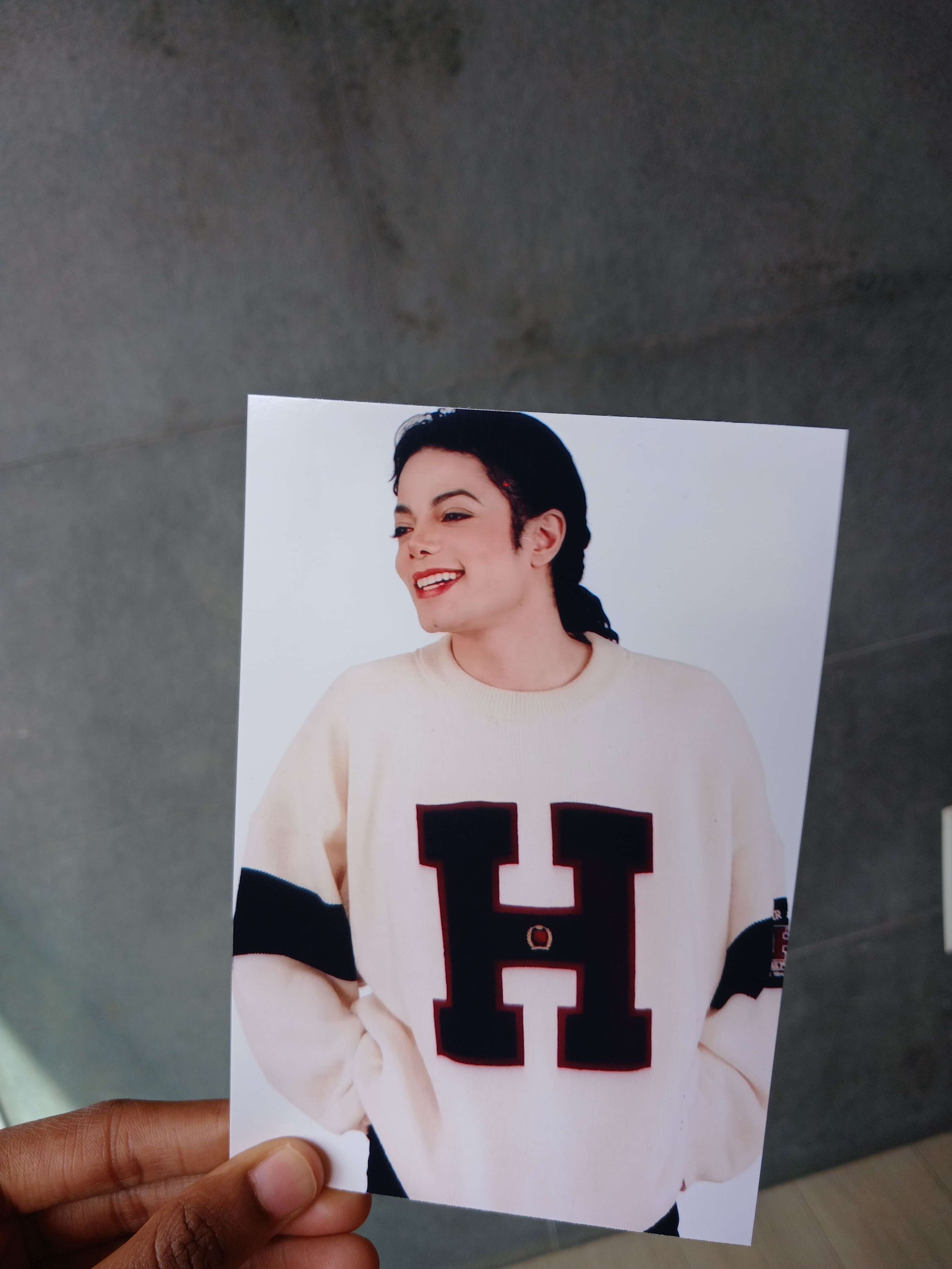 Photo 2 - Des fans de Michael par ici 🫶🏼 ?