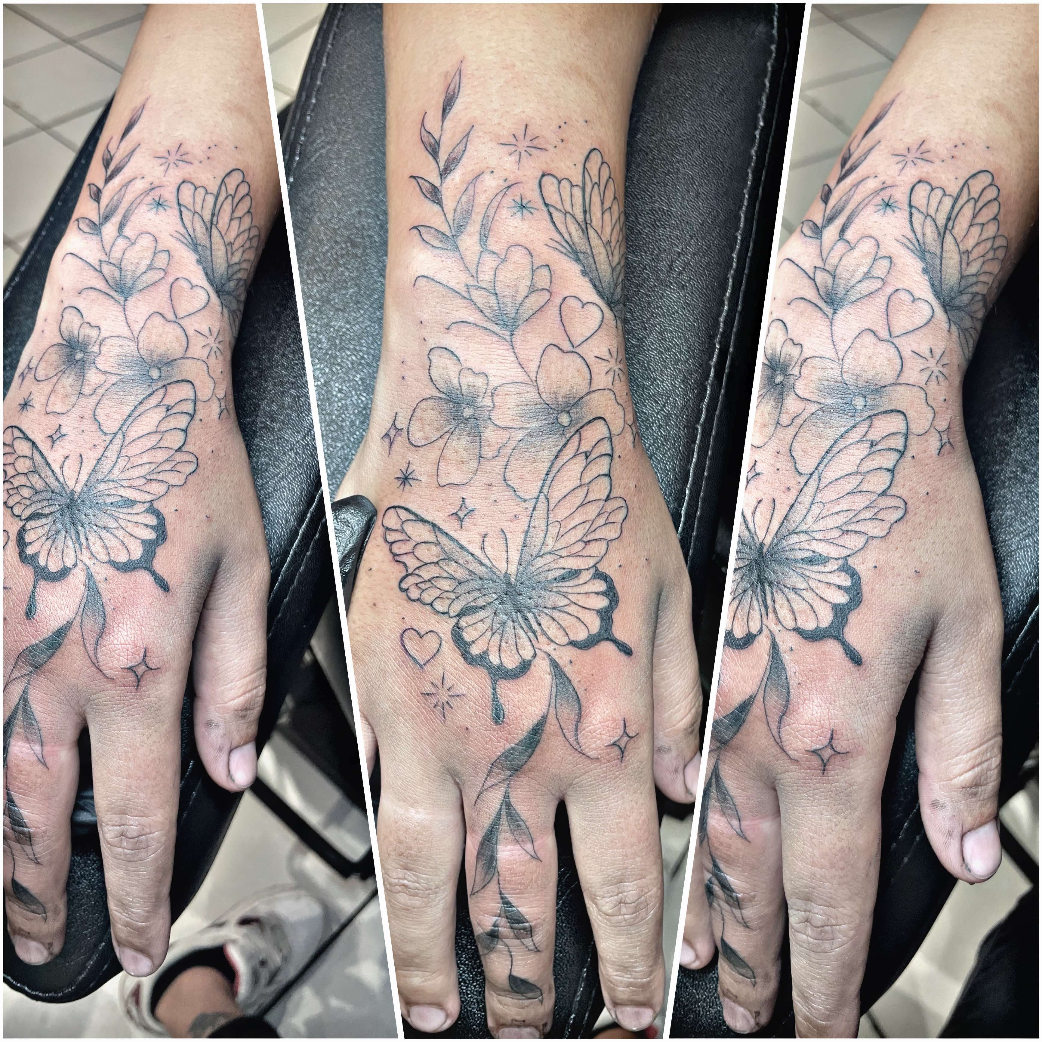 Encore 2 petits nouveaux 😍
Vous avez combien de tatouages vous ?
Perso 6 pour le moment 🤭