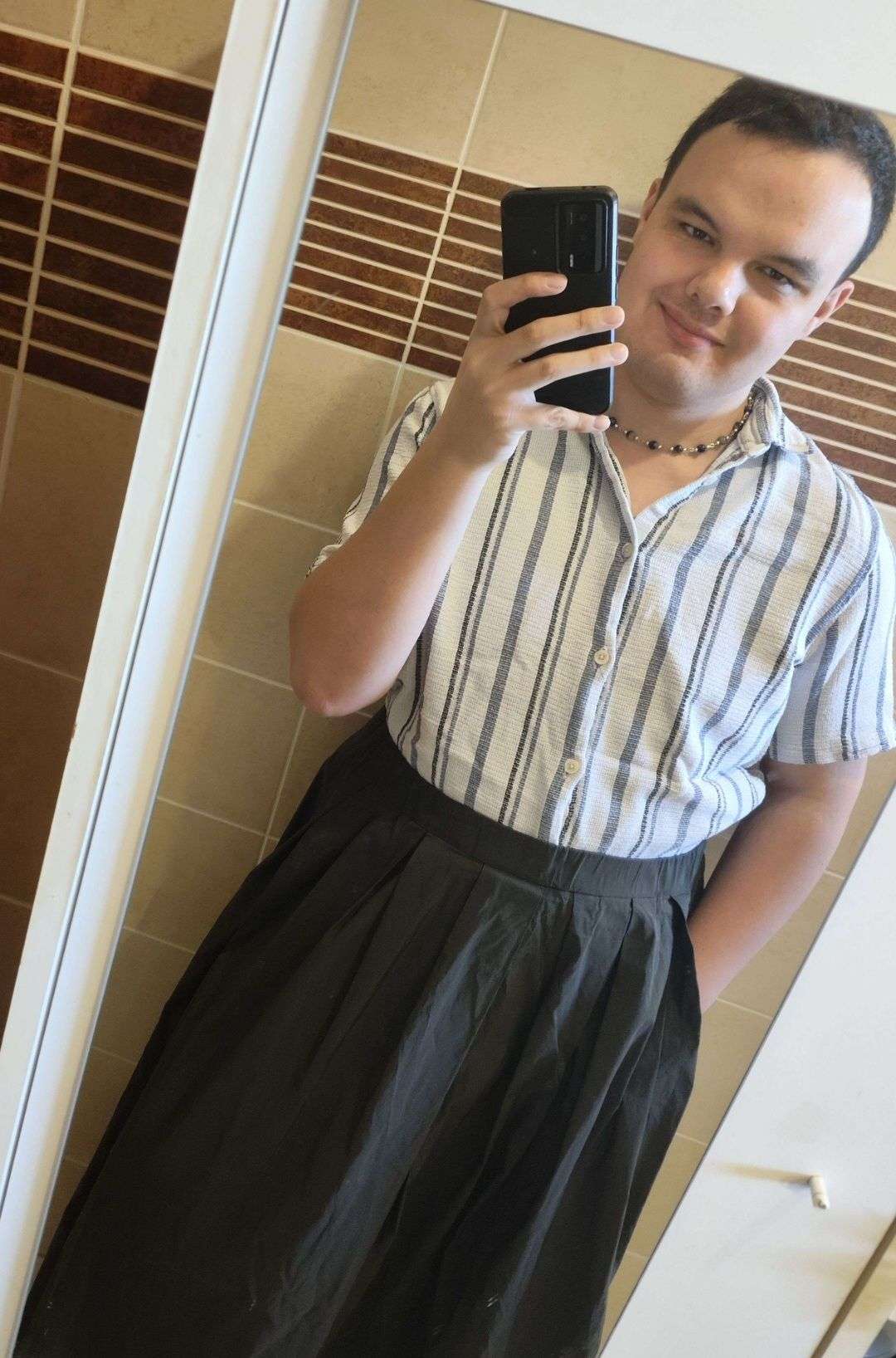 Photo 3 - Phase 1 concours d'outfit 💃
Groupe C

Votez pour votre préféré et celui avec le plus de votes passe directement à la prochaine manche