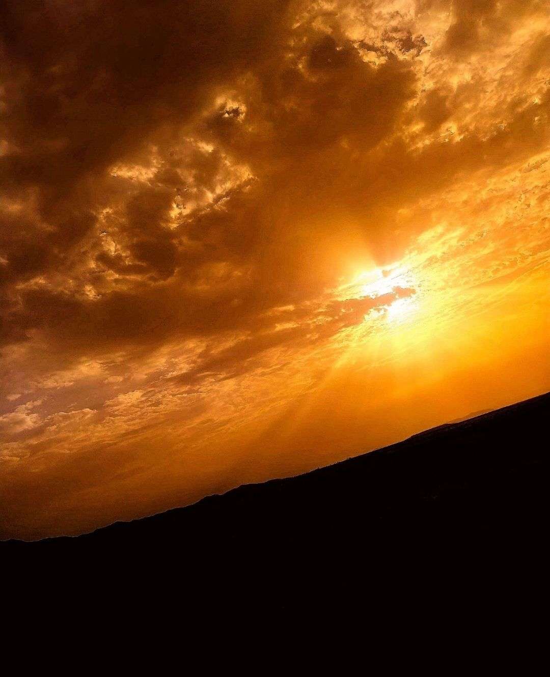 Photo 2 - 🌅 Phase 1 — Concours photo de ciel 🌅

Groupe 3
Votez pour votre préférée
La photo qui obtiendra le plus de votes se qualifiera pour le tour suivant