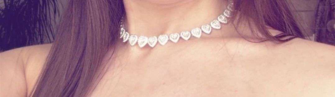 PHASE 1 &mdash; CONCOURS BIJOUX 💎

Votez pour votre pr&eacute;f&eacute;r&eacute; 
Celle qui obtiendra le plus de votes passera &agrave; la phase suivante