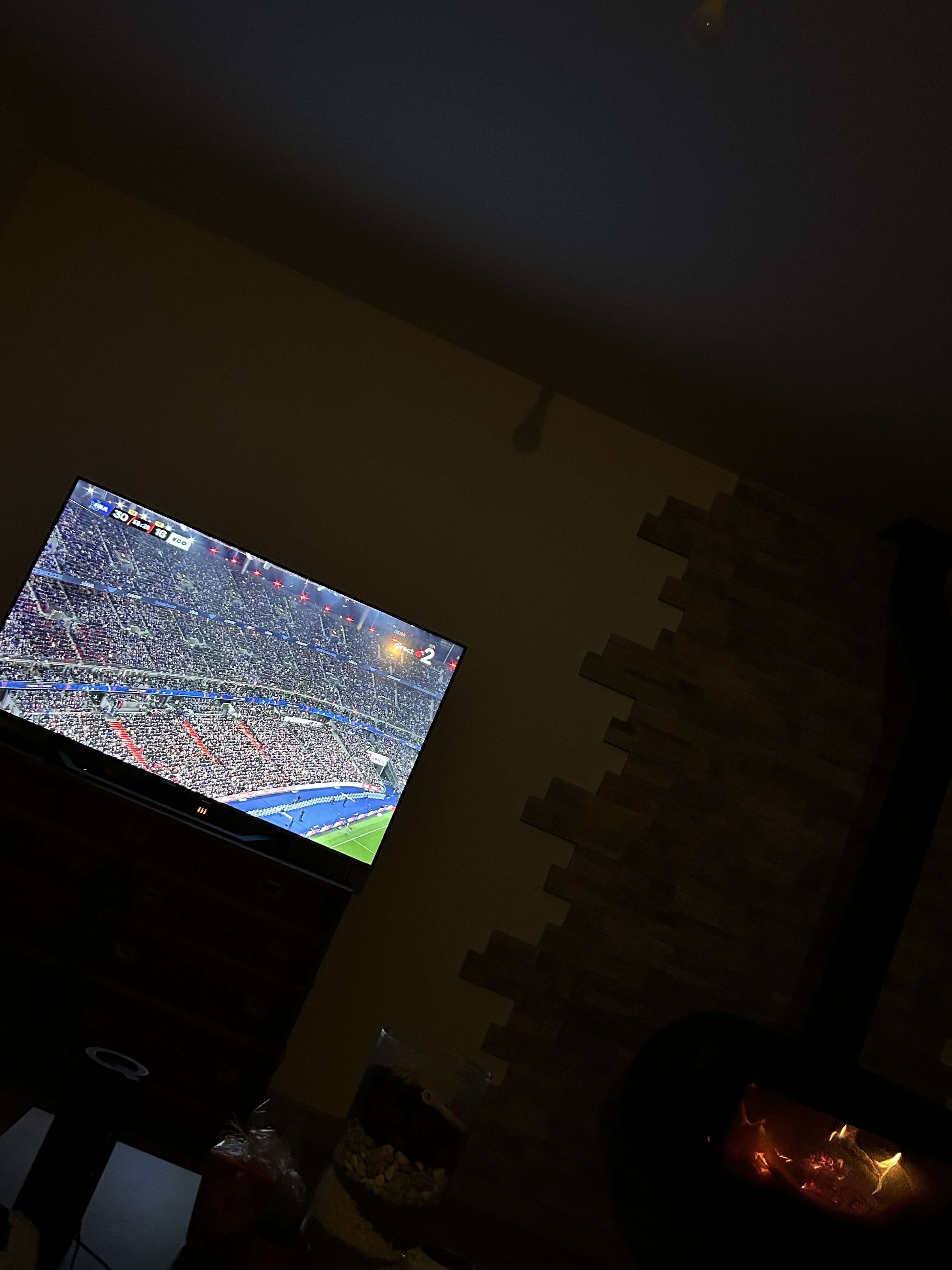 Aller l&rsquo;&eacute;quipe de France ! 

Vous regardez le match de rugby ?