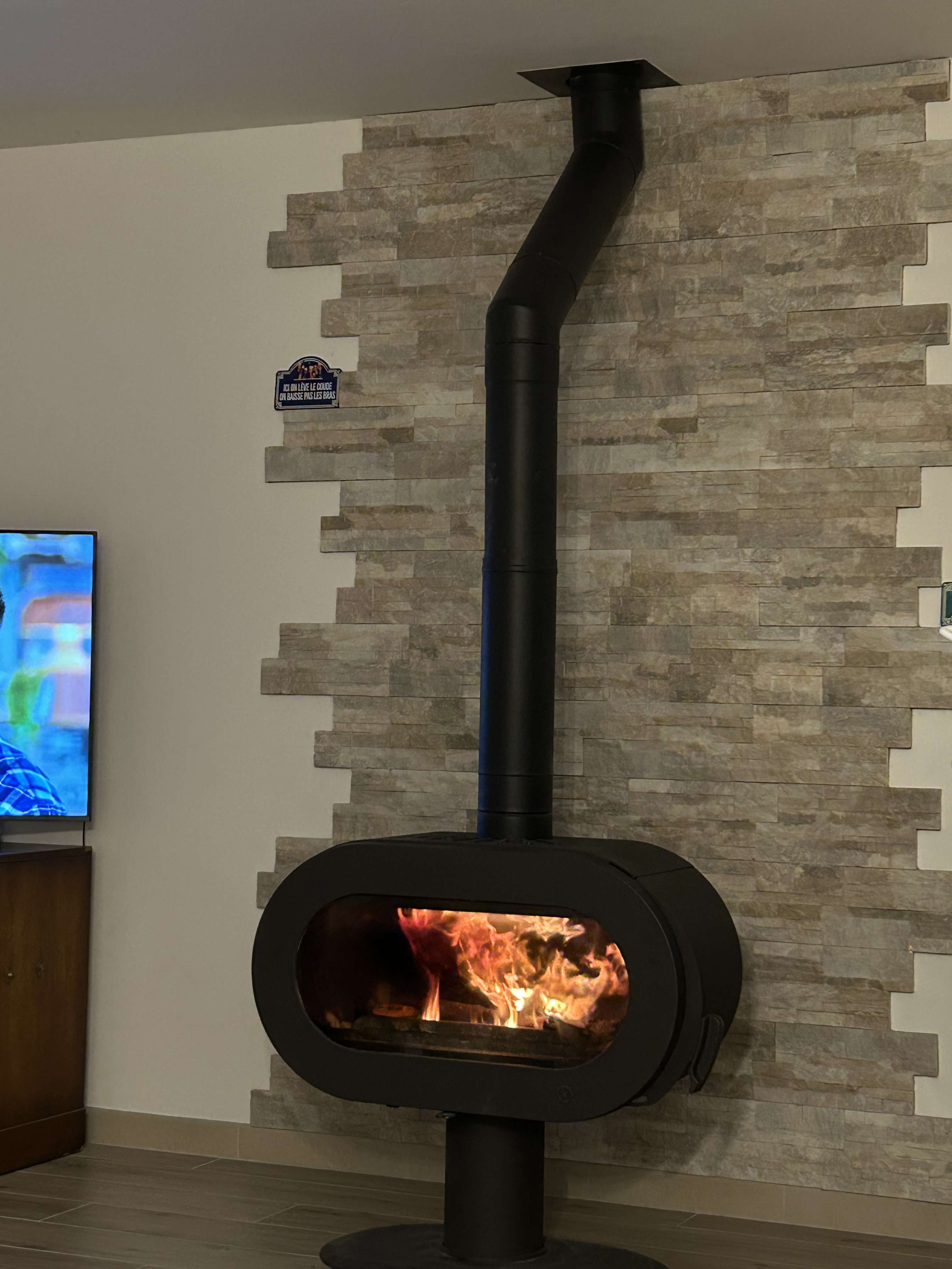 1er feu de l&rsquo;ann&eacute;e dans notre maison, on a pas r&eacute;sist&eacute; par rapport au froid