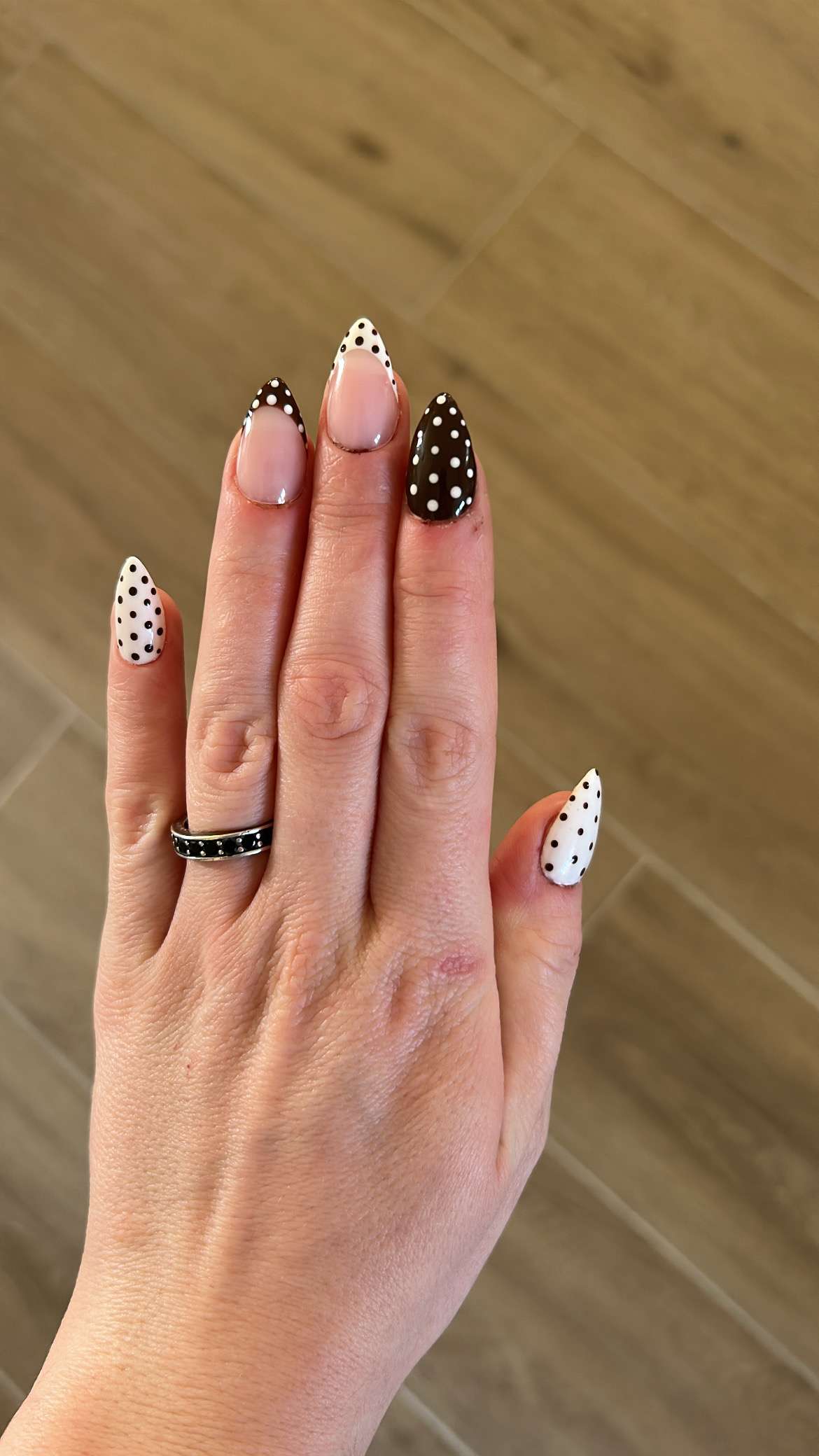 &Agrave; nos 1 an de Pacs avec mon homme, c&rsquo;est fou comment je l&rsquo;aime 💍😍

Update : il a super bien r&eacute;agit &agrave; la lettre que je lui ai &eacute;crite et a m&ecirc;me pleur&eacute; de bonheur 🥹🥰