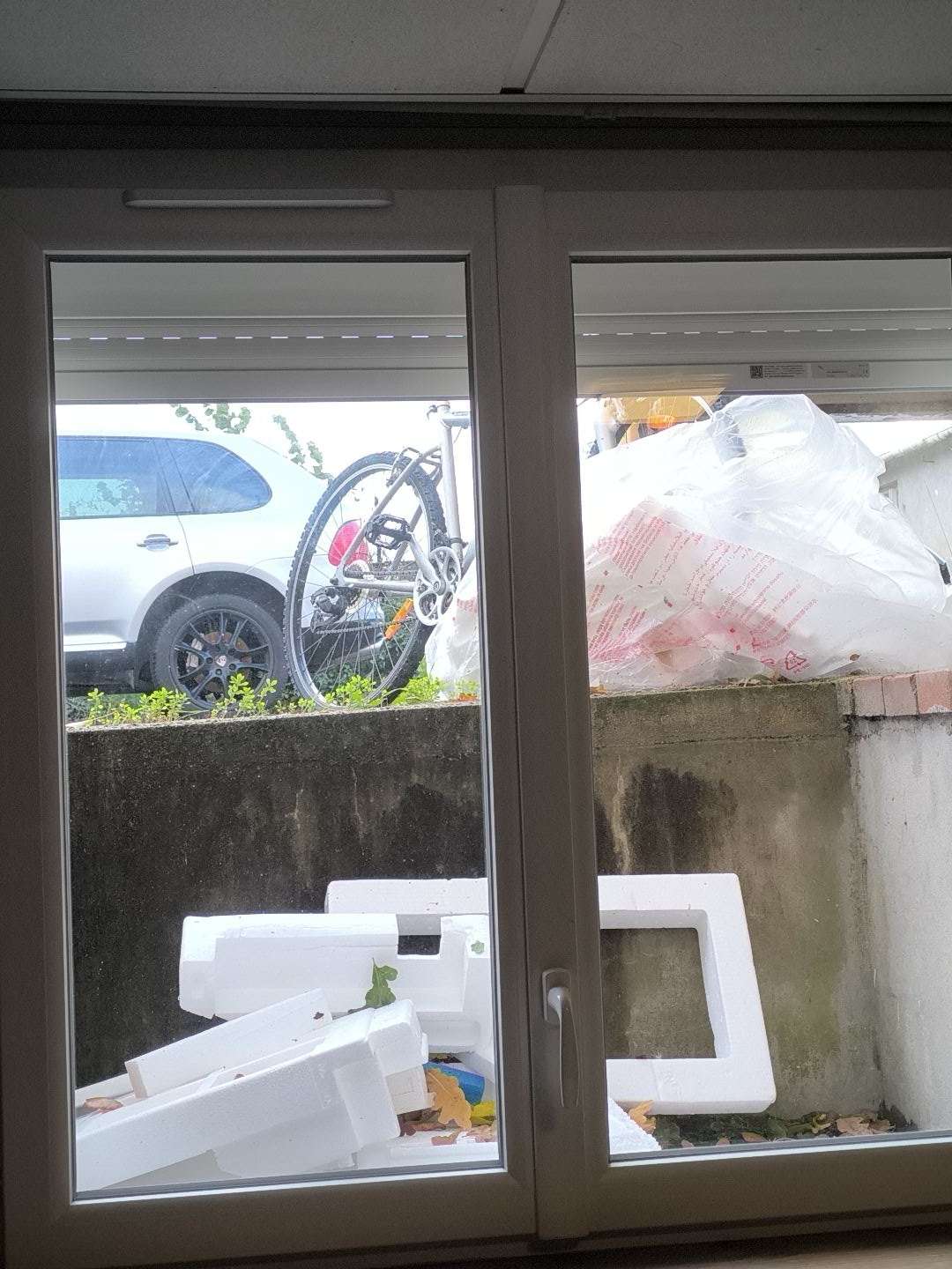 POV j'ouvre mes volets et je vois &ccedil;a