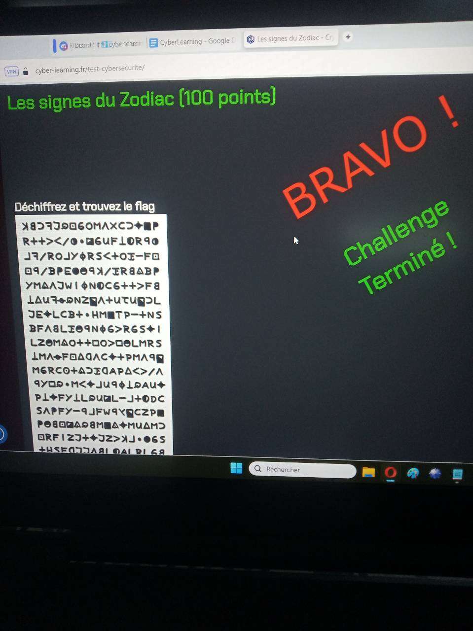 J'ai d&eacute;crypt&eacute; &ccedil;a.