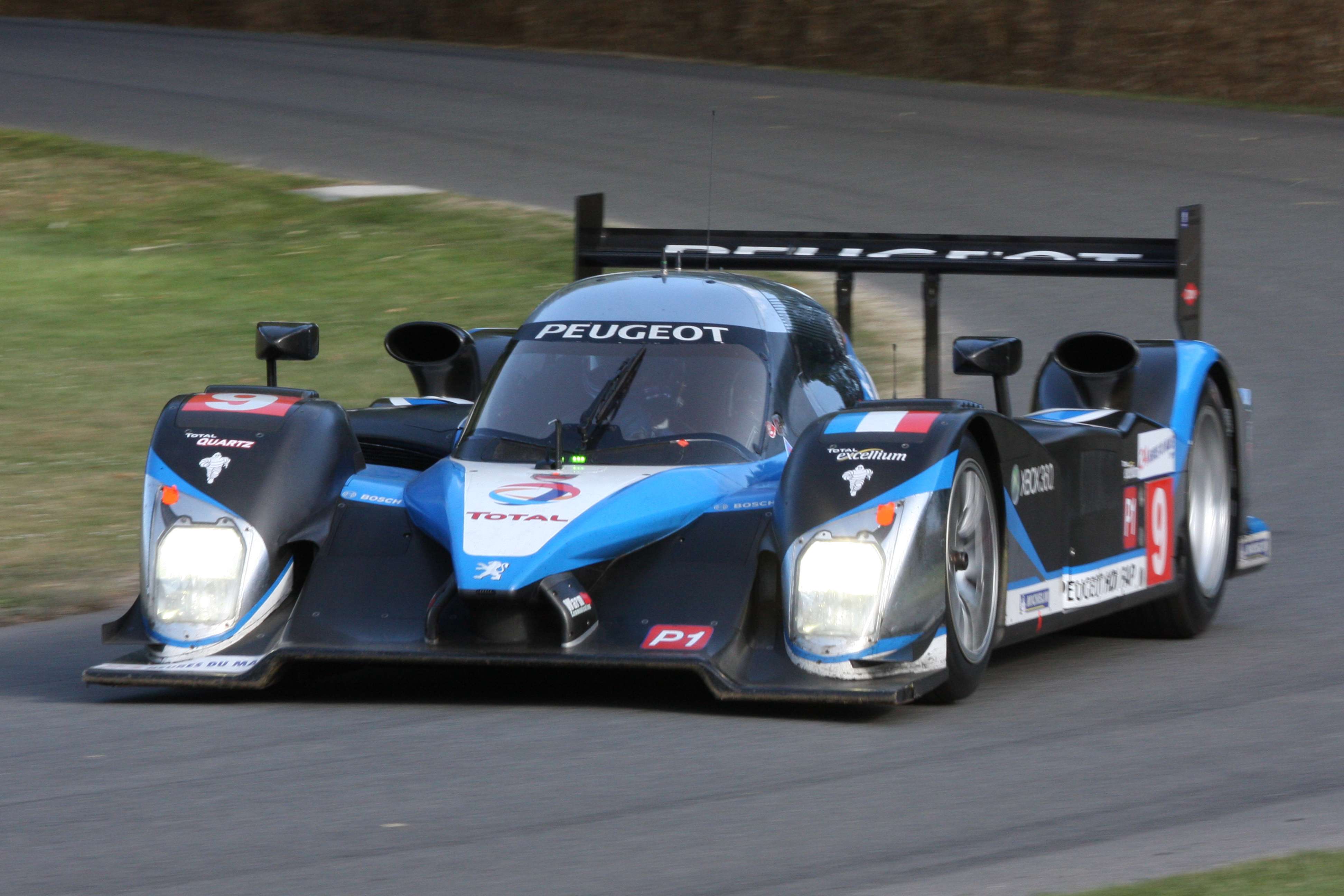 PEUGEOT 908 HDi
