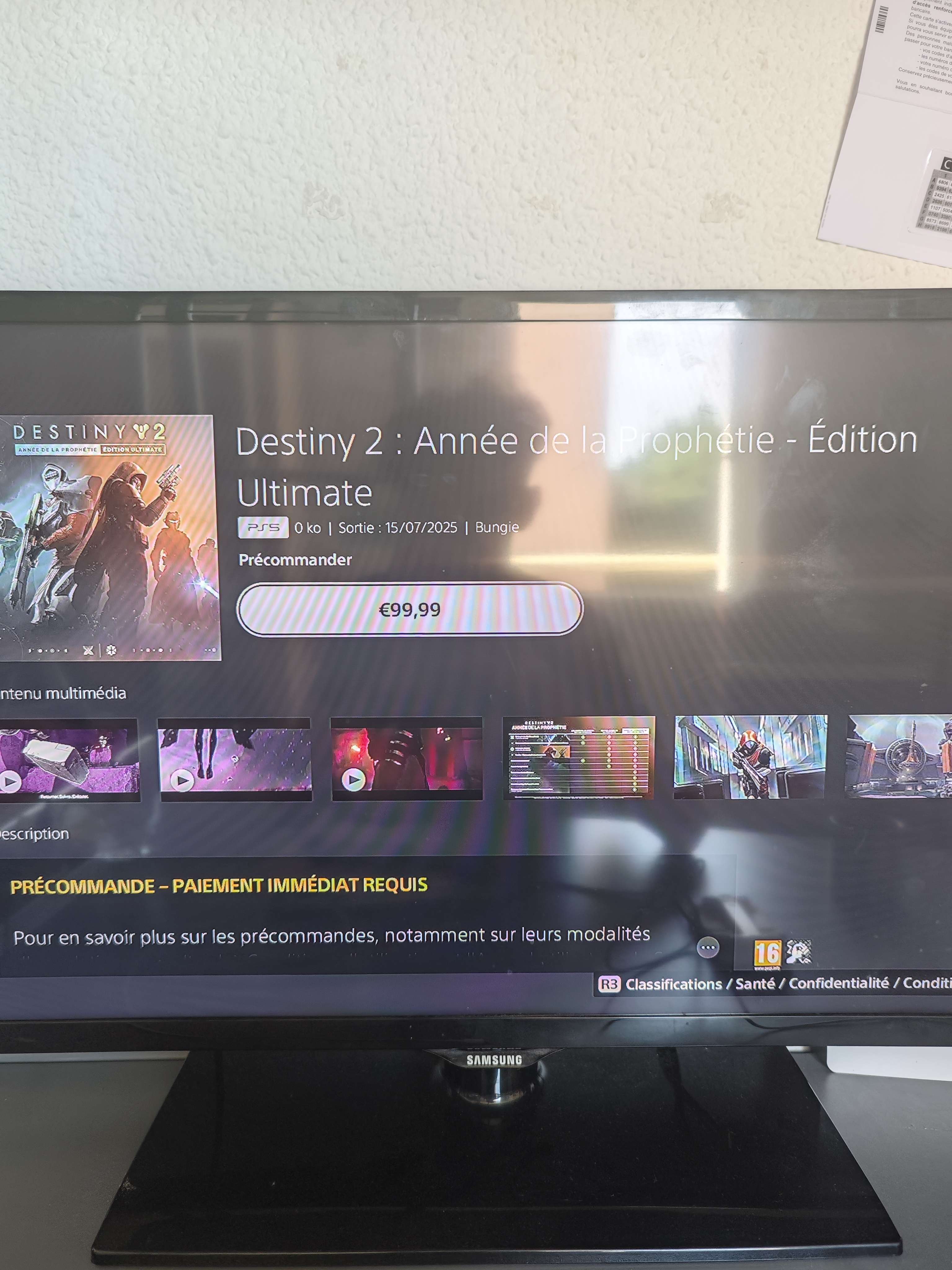 Ptn 🤣 toujours oblig&eacute; de faire des trucs trop cher... BUNGIE JE VAIS FAIRE UNE DESCENTE CHEZ VOUS !!! Ma fid&eacute;lit&eacute; me tuera...