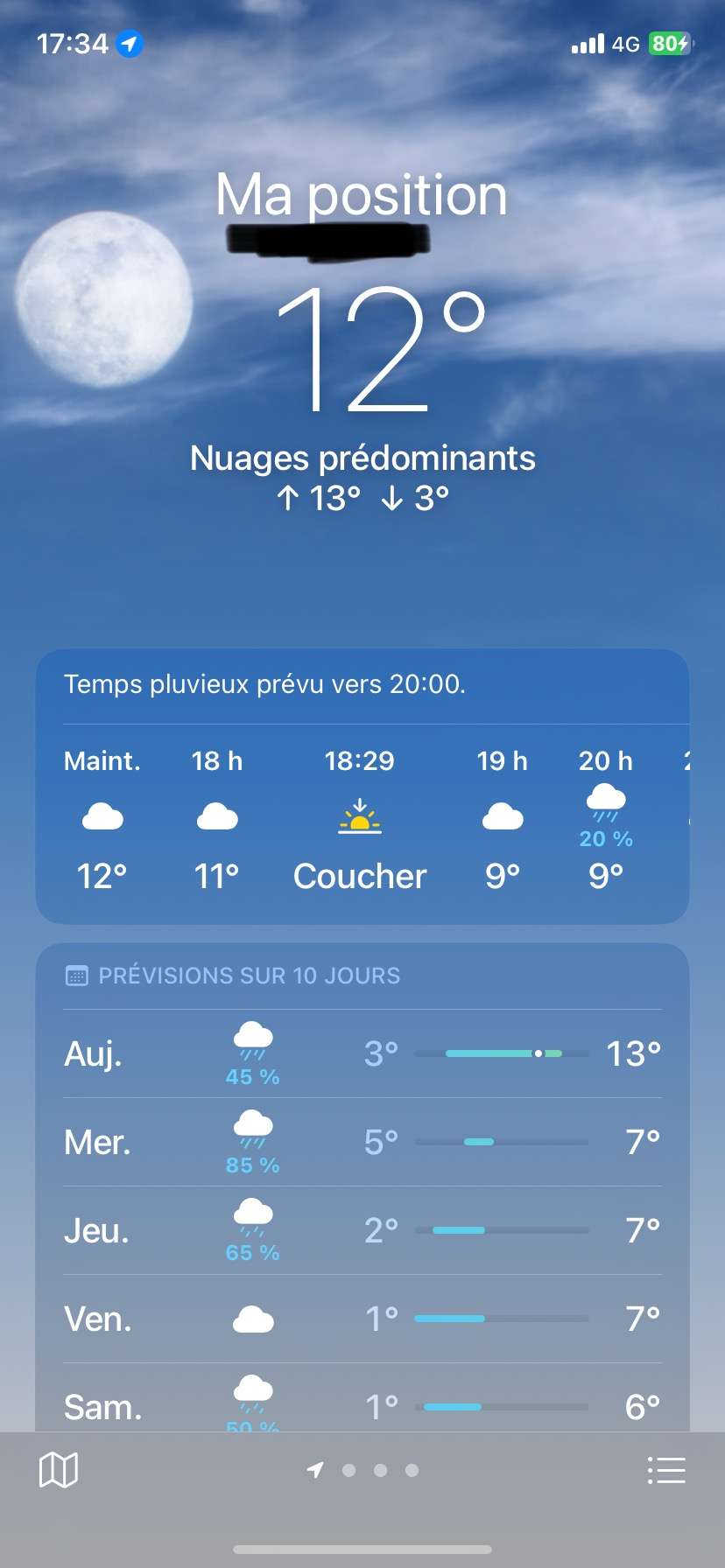 Actuellement un gros orage chez moi. 
M&eacute;t&eacute;o iPhone vous foutez quoi? 😅