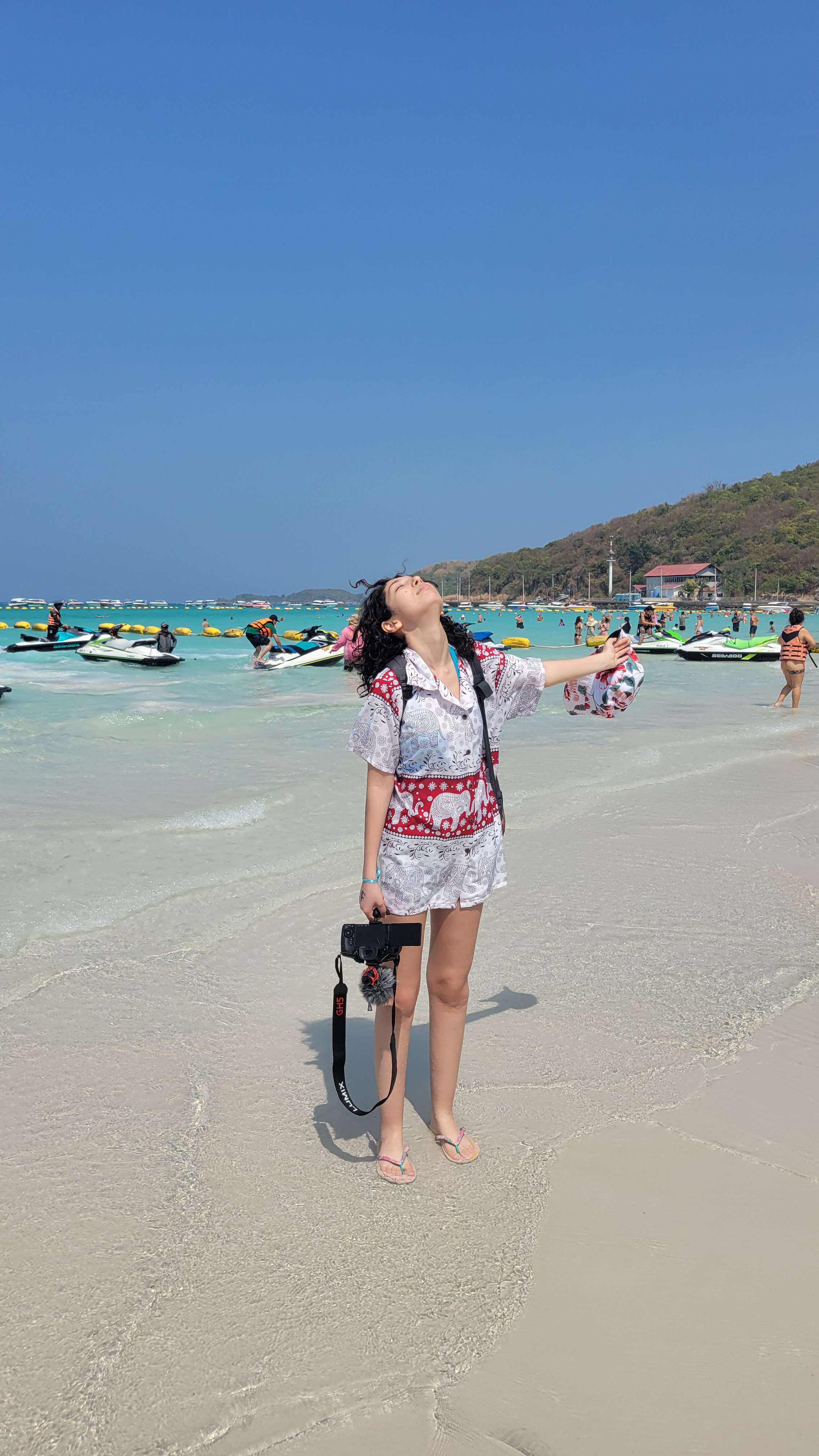 Tha&iuml;lande 🇹🇭 tu m'as manqu&eacute;🤍🖤

#voyage #&icirc;le #tha&iuml;lande