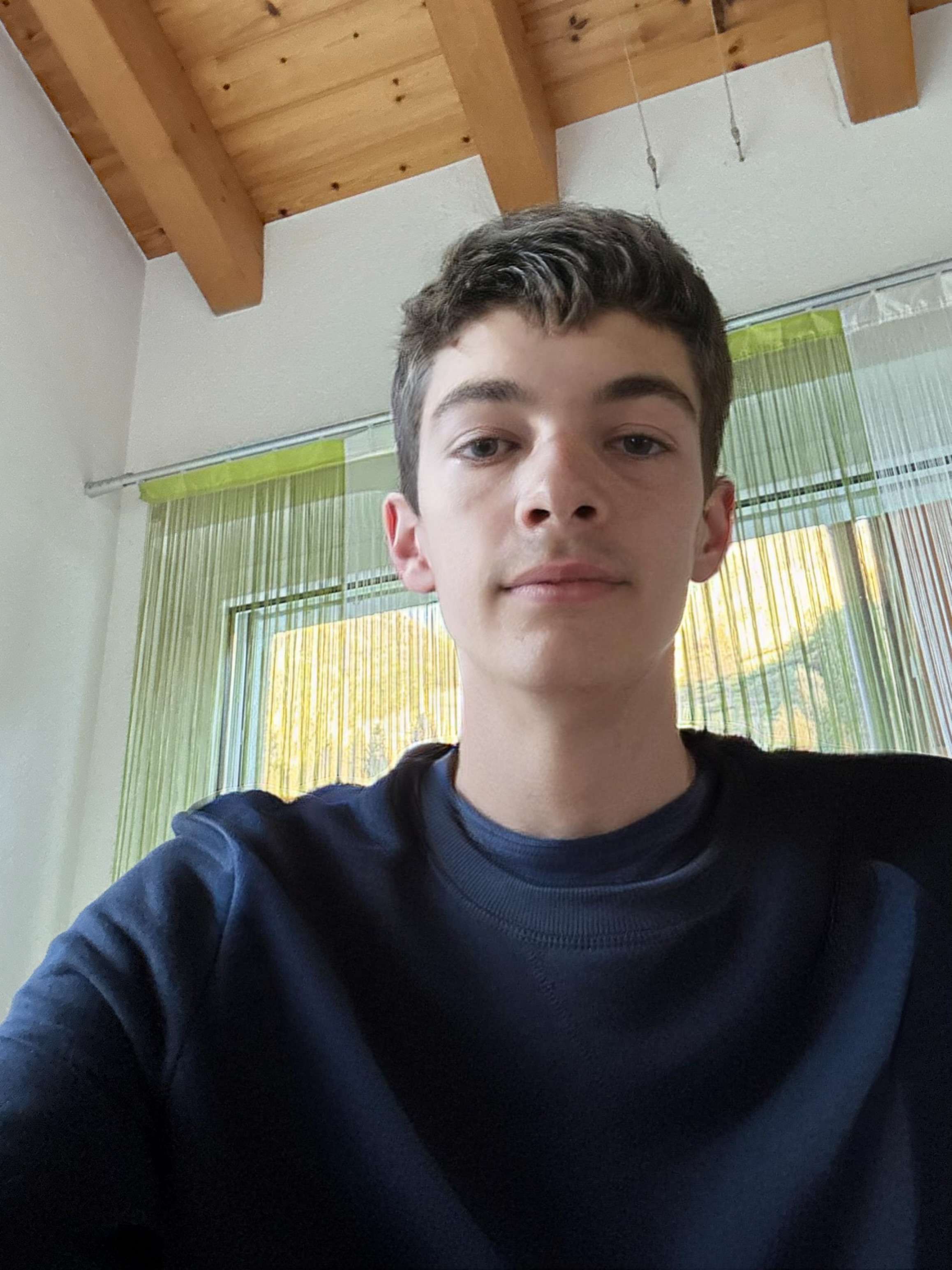 Voil&agrave; ma t&ecirc;te de ce matin 😅 esp&egrave;re que j&rsquo;ai pas trop une sale t&ecirc;te 🤣