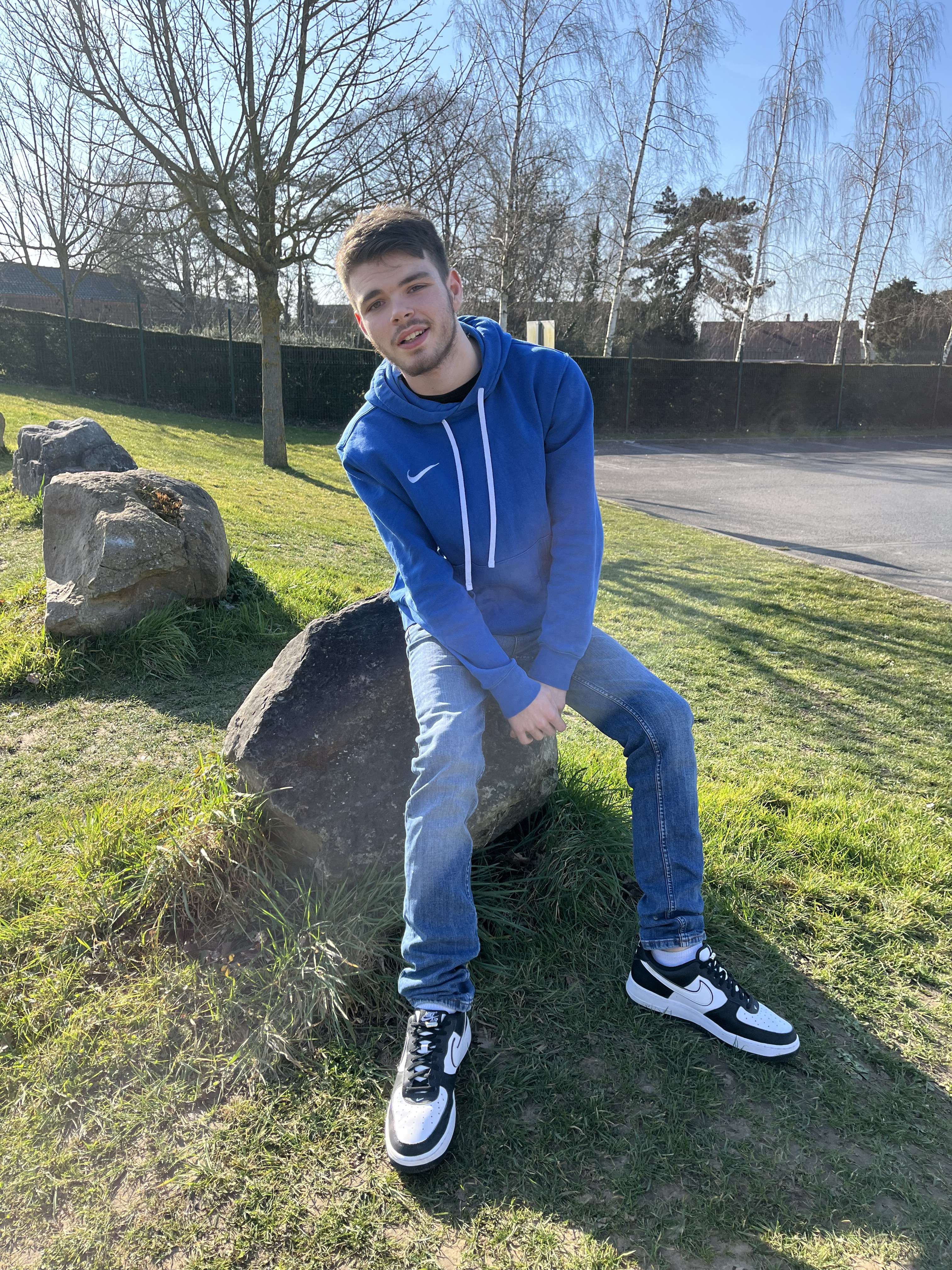 Tranquille pos&eacute; 💫 #tranquille #nord #boy #poser #celib #week