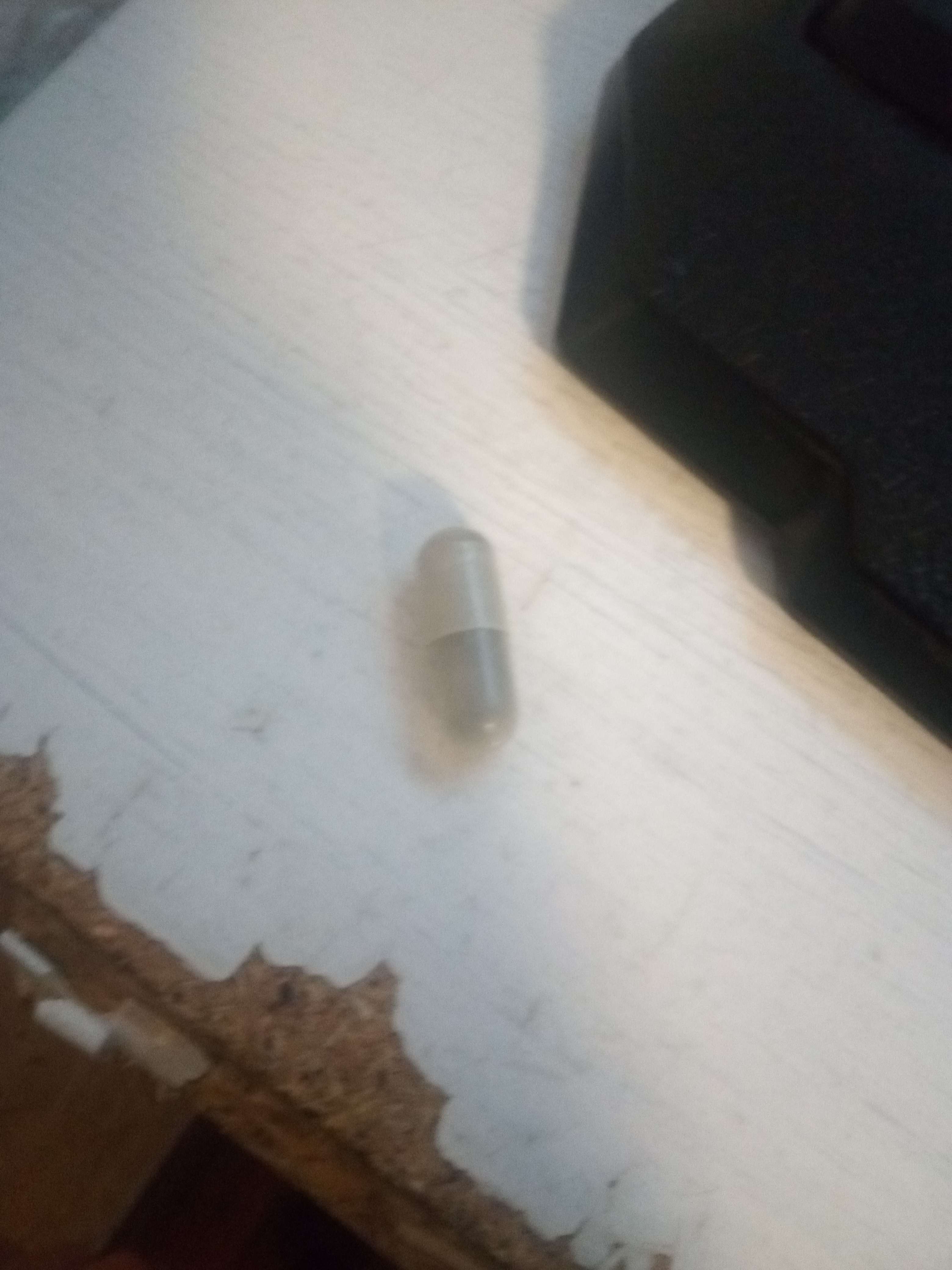 Ses une g&eacute;lule fait a la main avec un gelulier ses un mod&egrave;le 00 taille normal parque il des petit taille des 01 02 et les grande des 000 il as de la menthe aquatique de dans dans le 00 ses 1g et dans les petit ses du 500 300mg les plus grands ses du 1'5g  #nouvelleexp&eacute;rience
