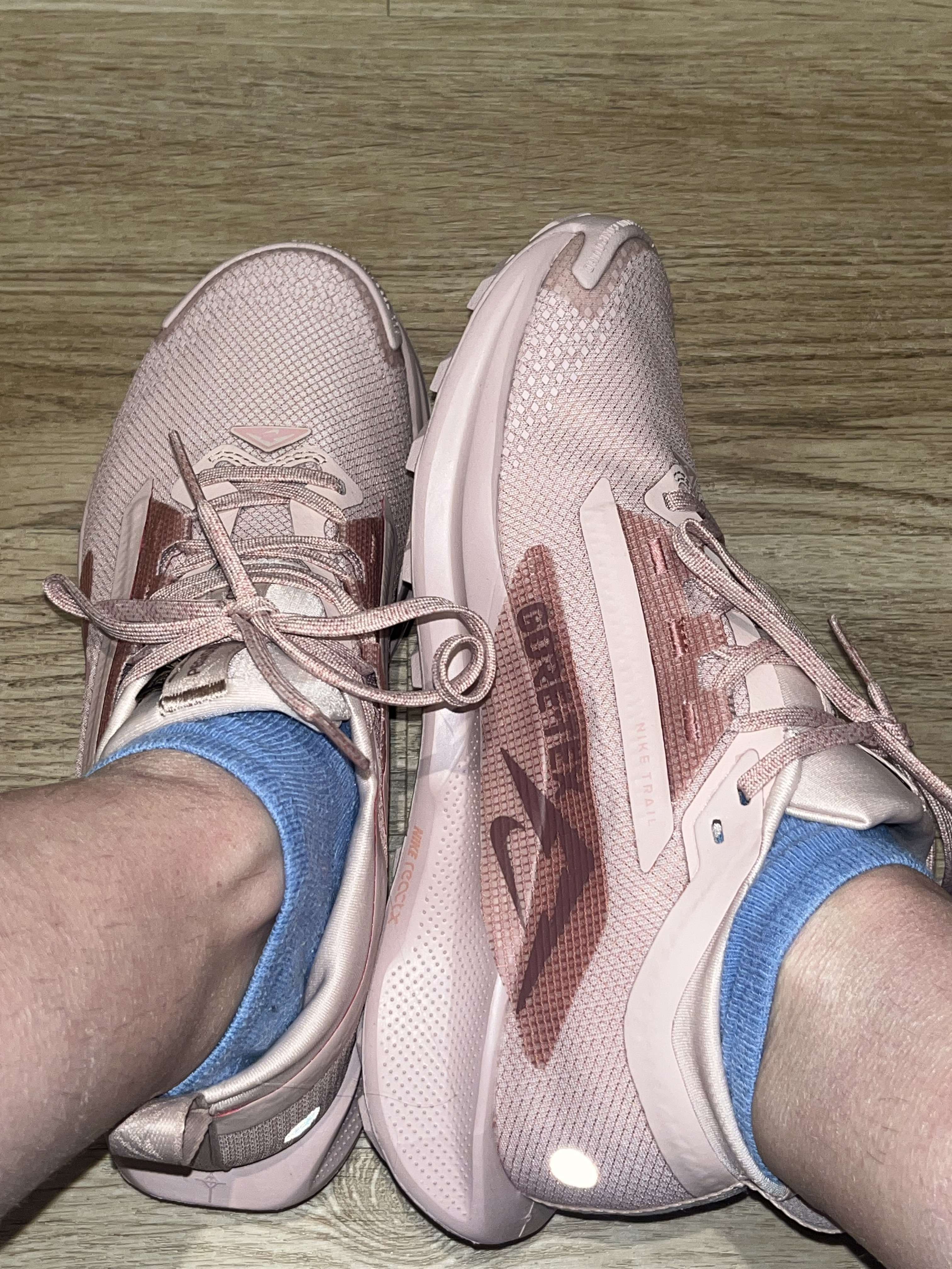Jugez pas mes nouvelles chaussures,
Elle sont pour la rando 

@Princesseee. J&rsquo;ai pris elle si tu veut :) vu que on en parlais sur un de mes post!