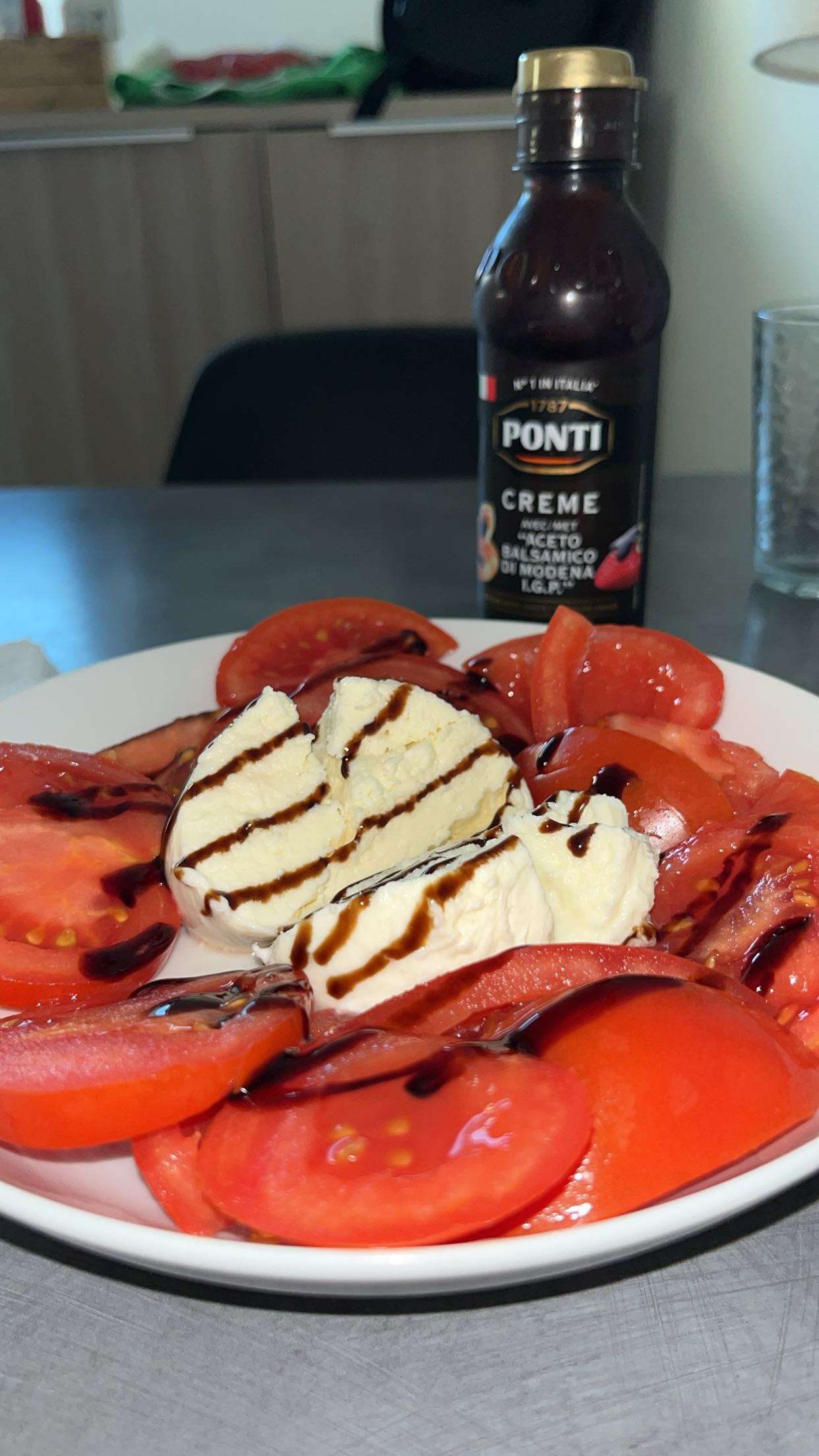 C&rsquo;&eacute;tait quoi votre repas de ce soir? 

Perso tomate / mozzarella 🥰