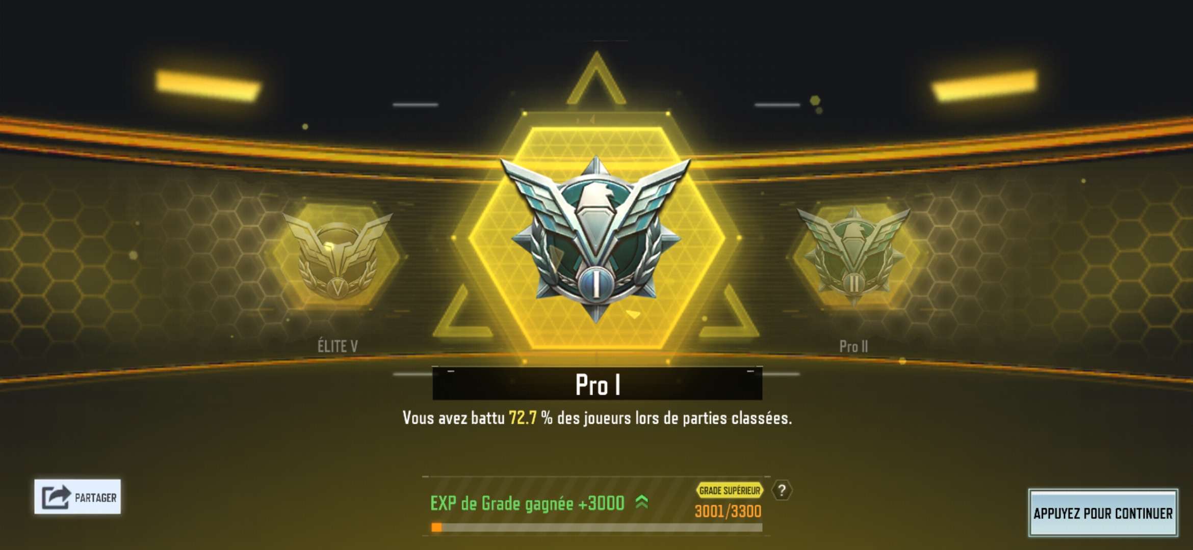 Pov je viens de commencer &agrave; jouer

Vous &ecirc;tes quel grade vous ?

#codm