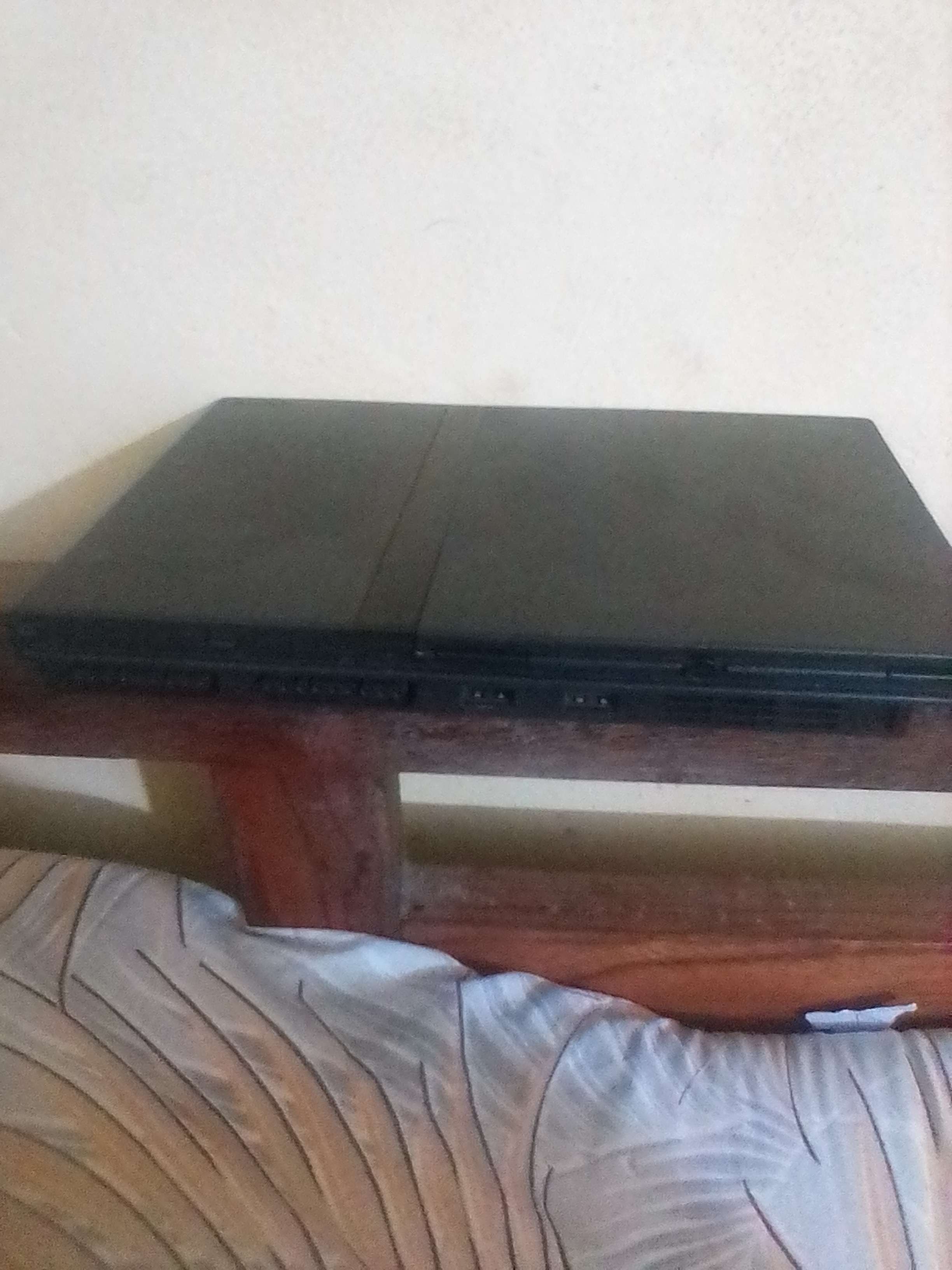 entre la ps2 et la PSP vous aimez quoi ?