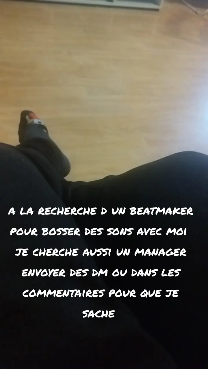 Ceux qui ont des contacts dites moi
