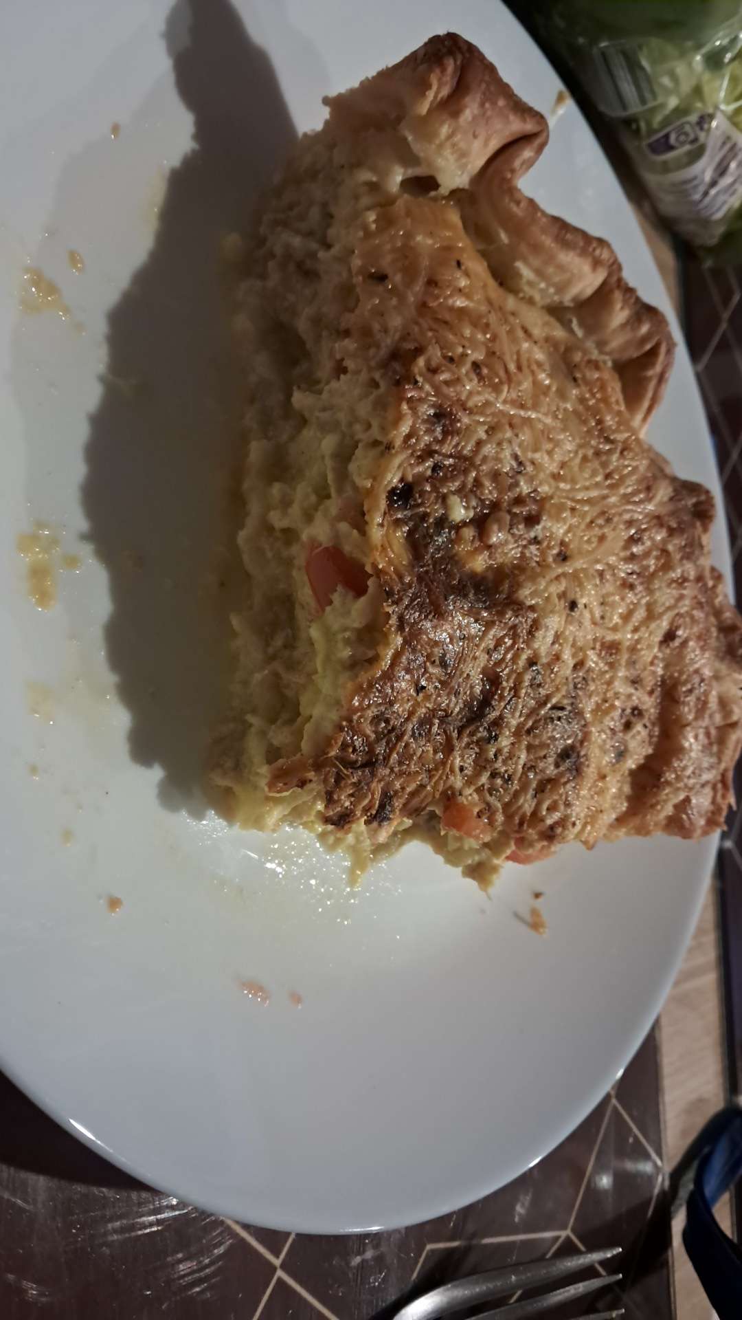 Ce soir c'est tarte au thon moutarde tomates 
Bon app&eacute;tit ! 🧑&zwj;🍳🧑&zwj;🍳
(Bien s&ucirc;r c'est moi qui l'ai cuisin&eacute; !)