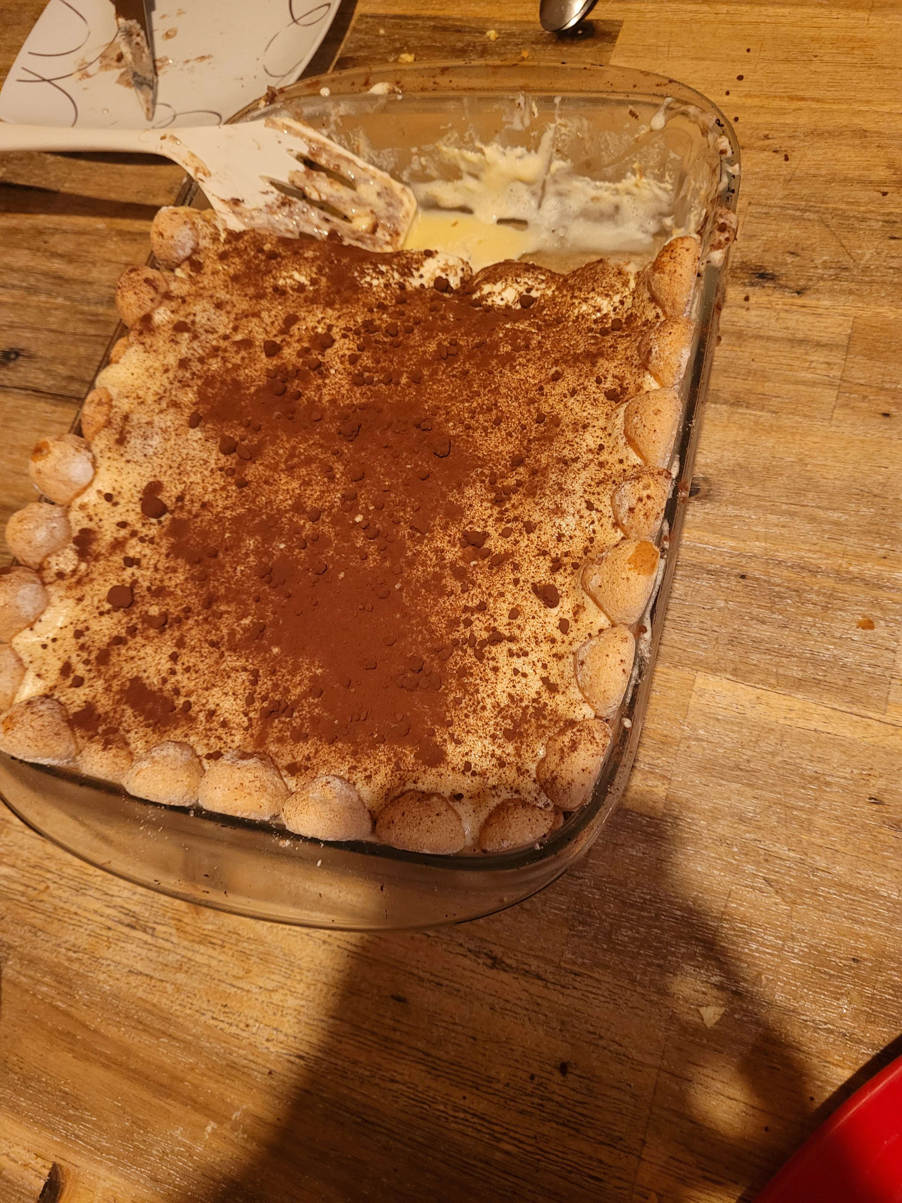 Miam-miam,  le Kouign-amitsu. 
(ᗜv ᗜ)