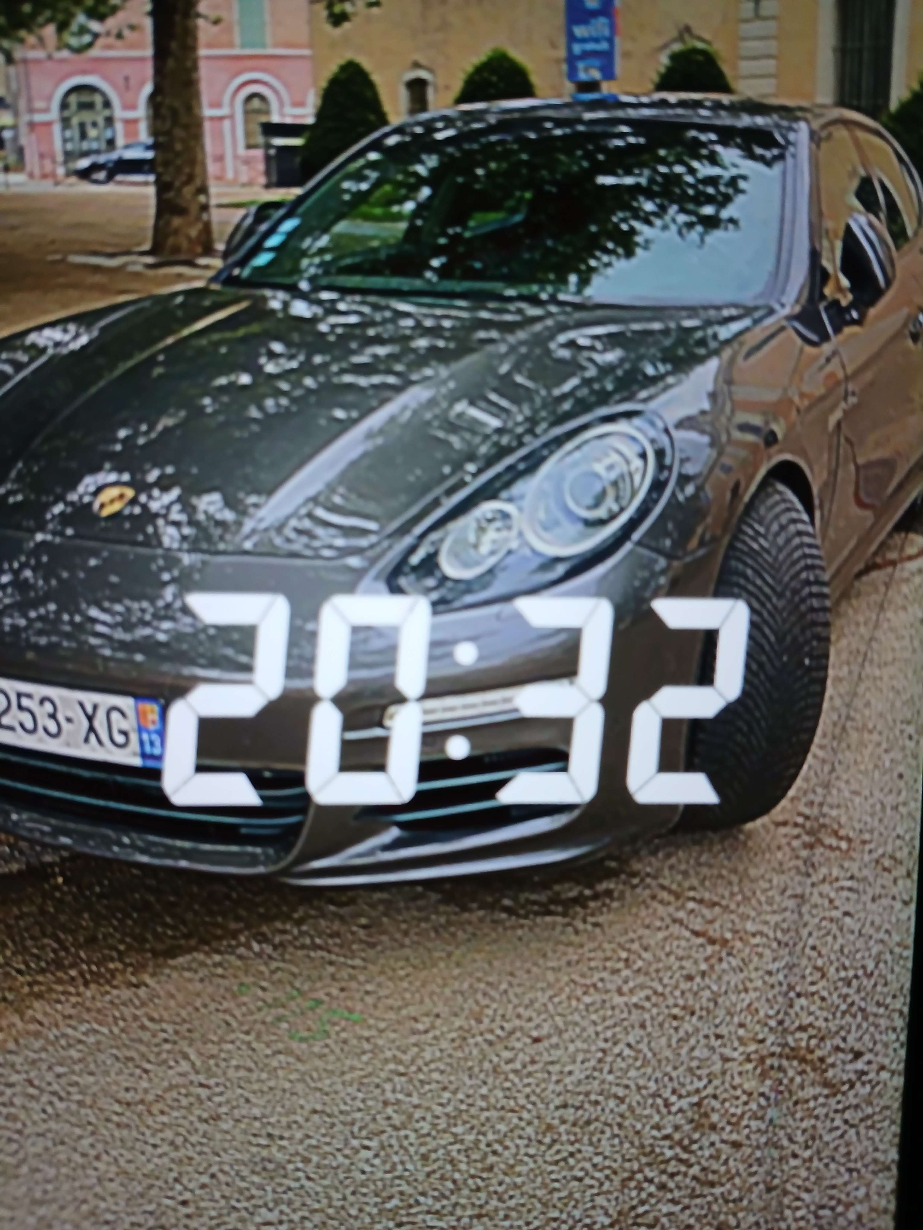Si t'aime les voiture viens faire un tour en priv&eacute; 😘🙈